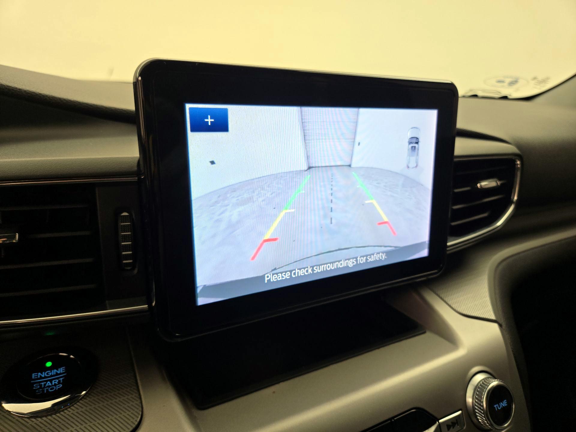 Thumbnail: 2021 Ford Explorer - 15