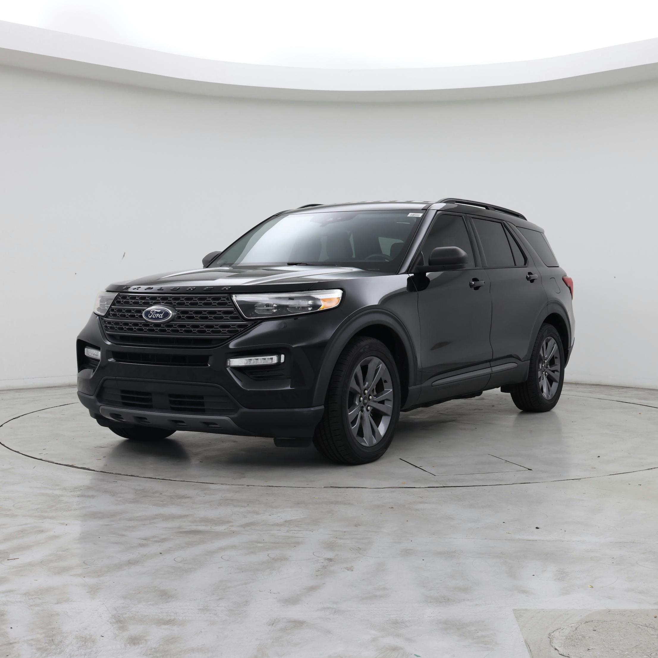 Thumbnail: 2021 Ford Explorer - 4