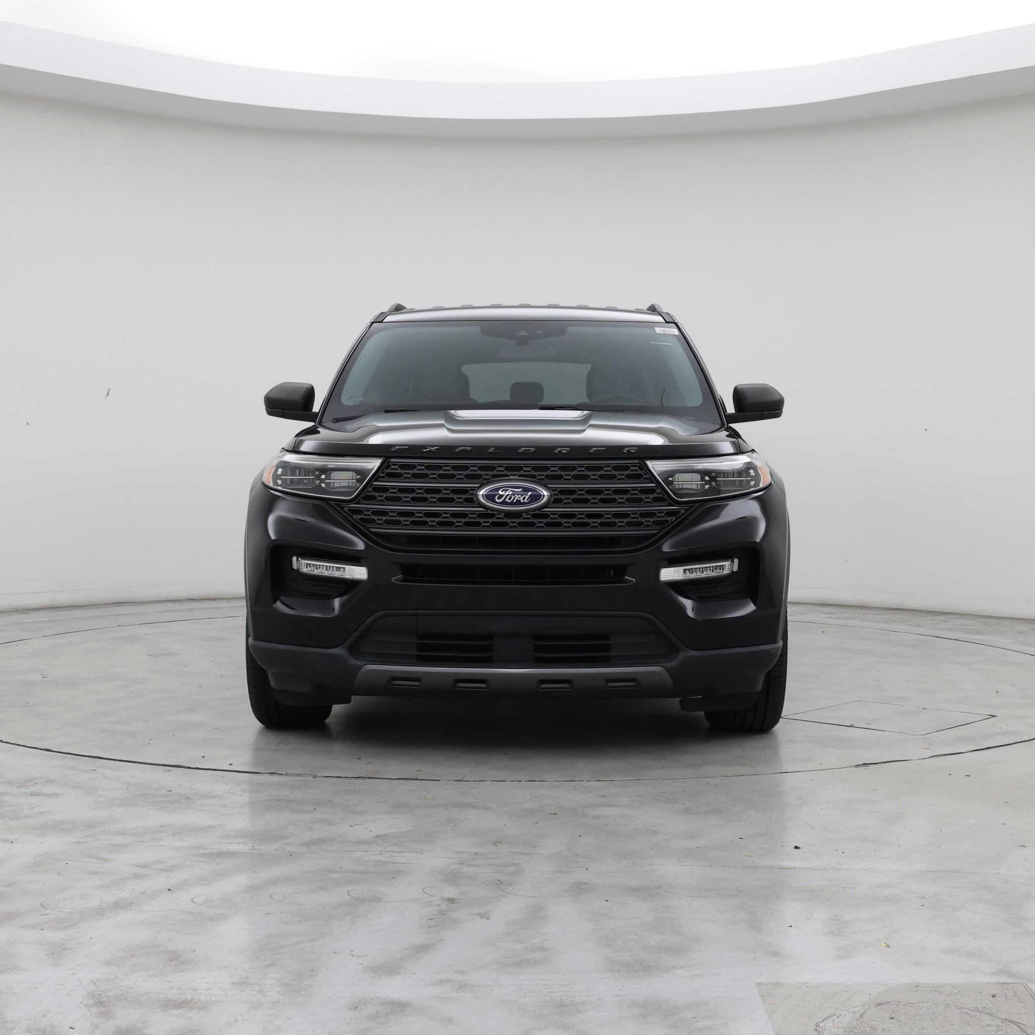 Thumbnail: 2021 Ford Explorer - 5