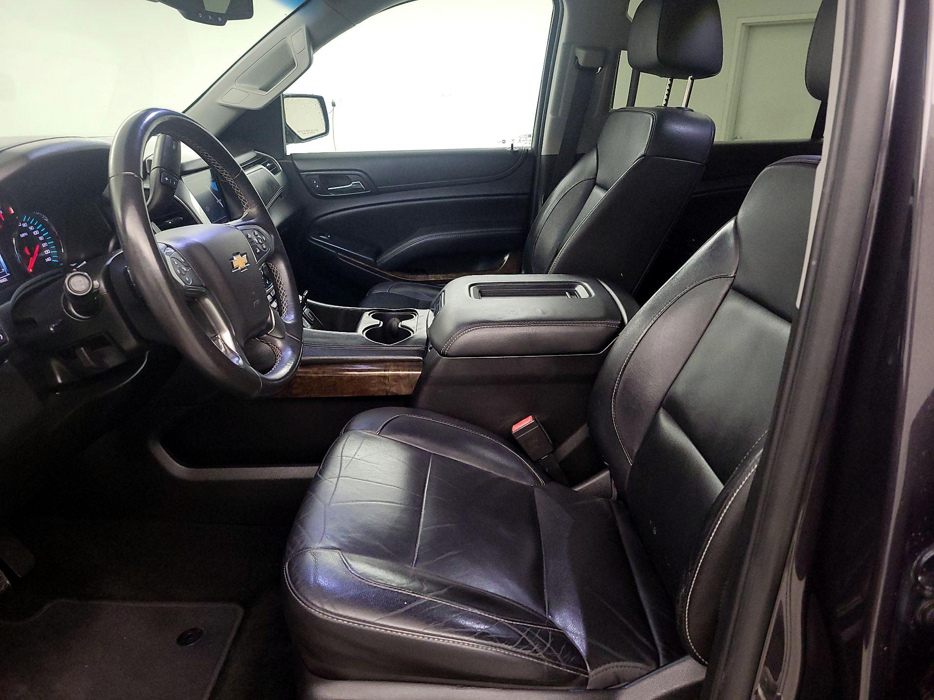 Thumbnail: 2018 Chevrolet Suburban - 11