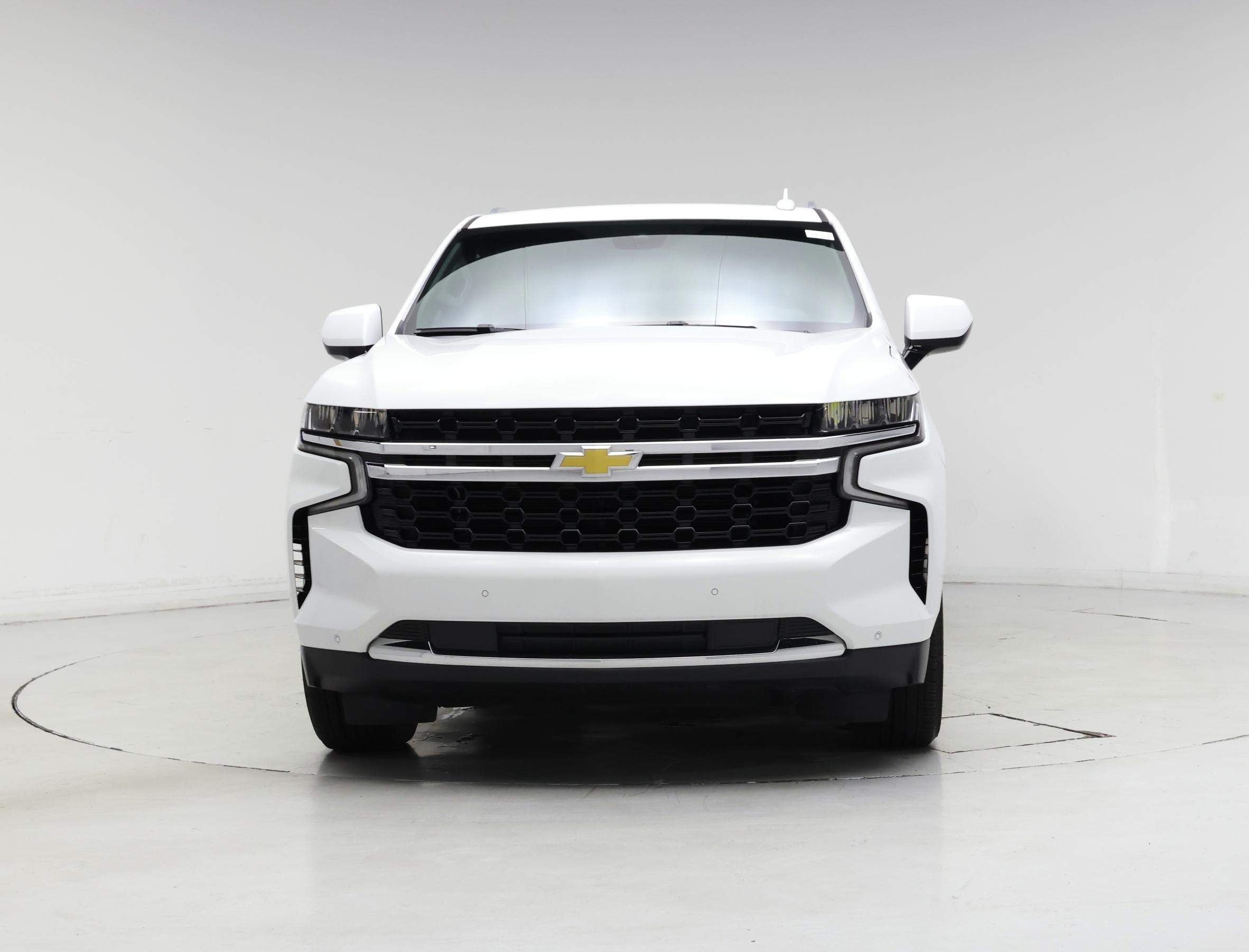 Thumbnail: 2023 Chevrolet Suburban - 5