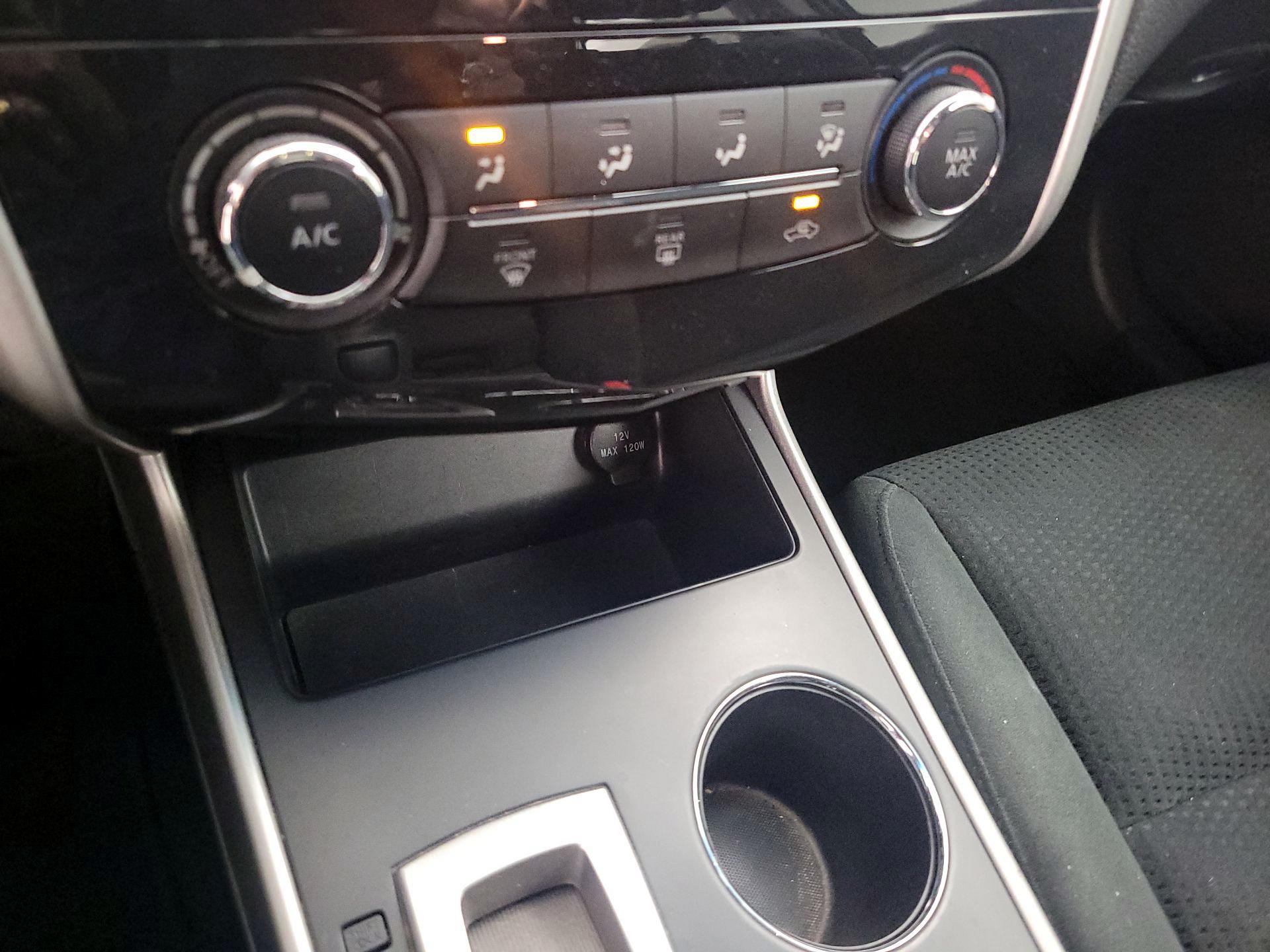 Thumbnail: 2015 Nissan Altima - 15