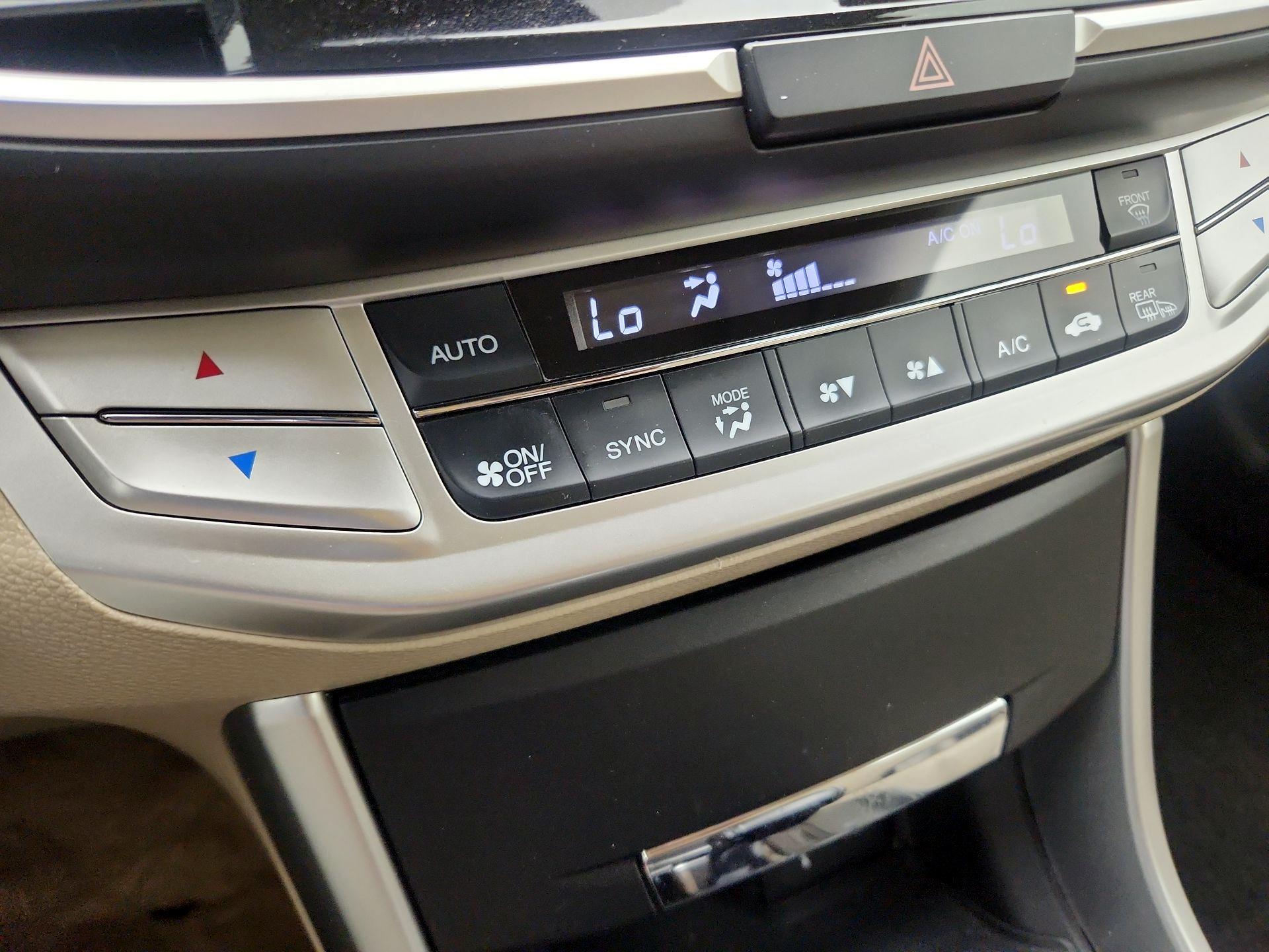 Thumbnail: 2014 Honda Accord - 16