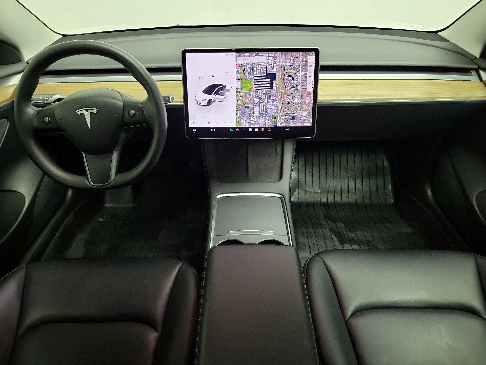 Thumbnail: 2023 Tesla Model 3 - 9