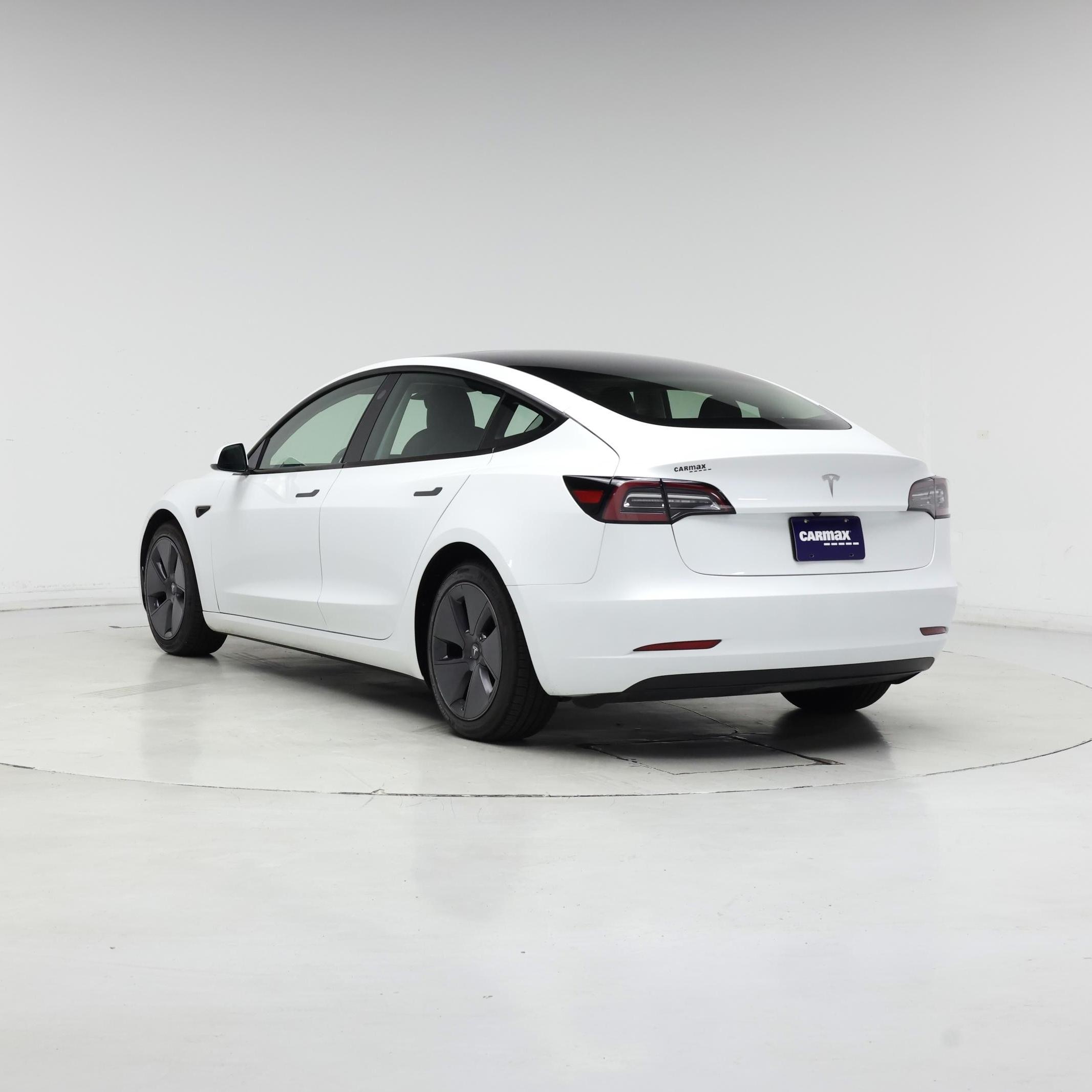 Thumbnail: 2023 Tesla Model 3 - 2