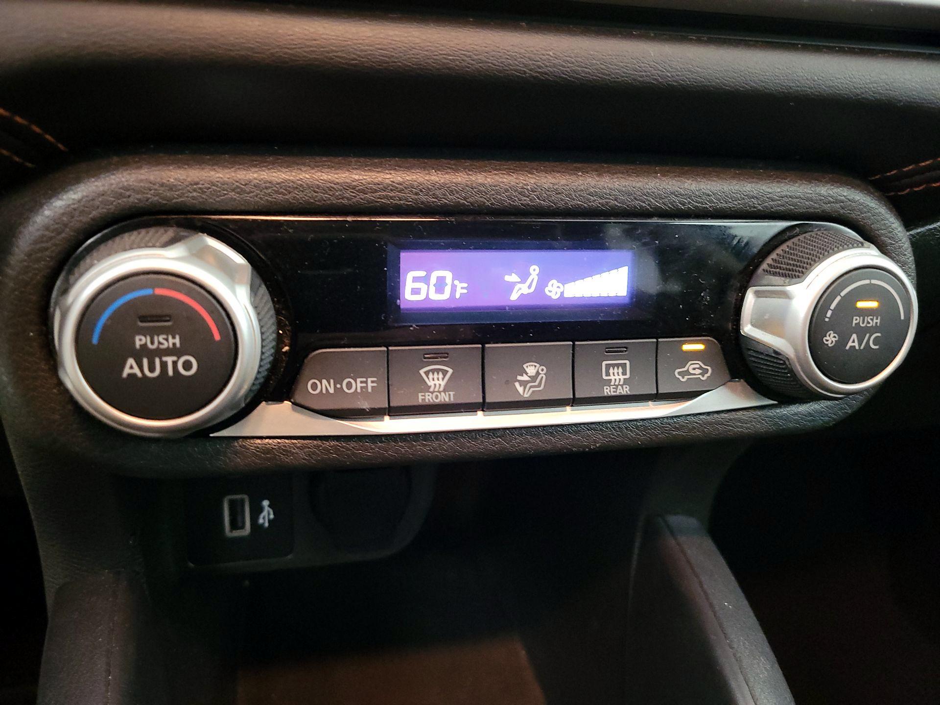 Thumbnail: 2020 Nissan Versa - 15