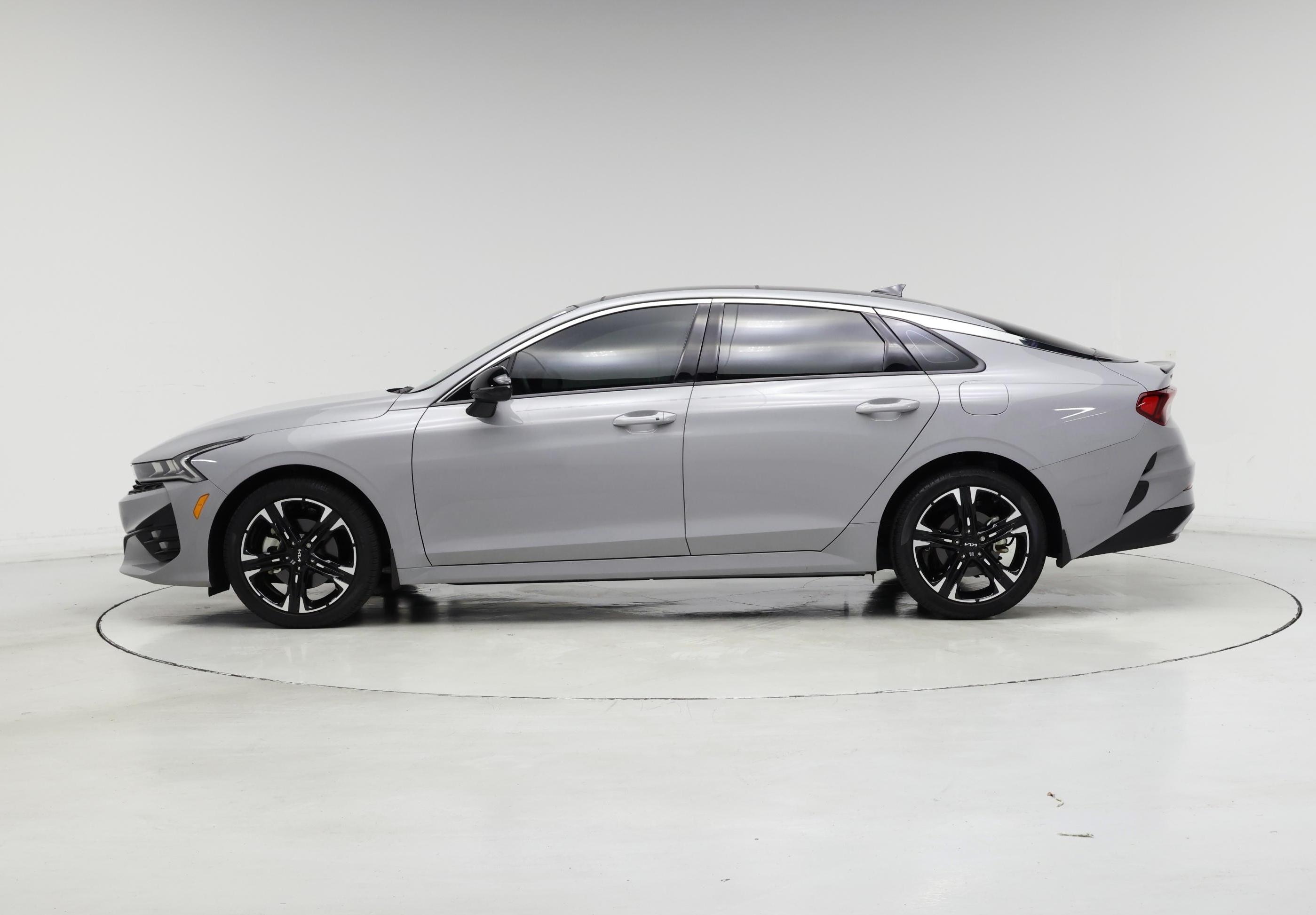 Thumbnail: 2024 Kia K5 - 3