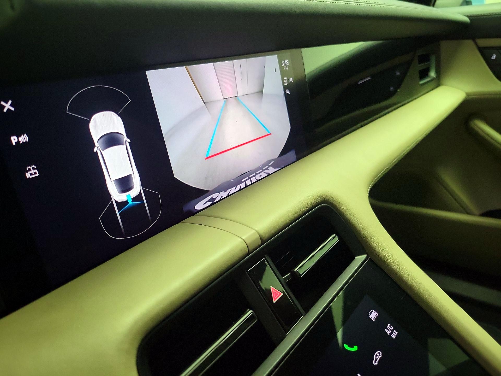 Thumbnail: 2023 Porsche Taycan - 15