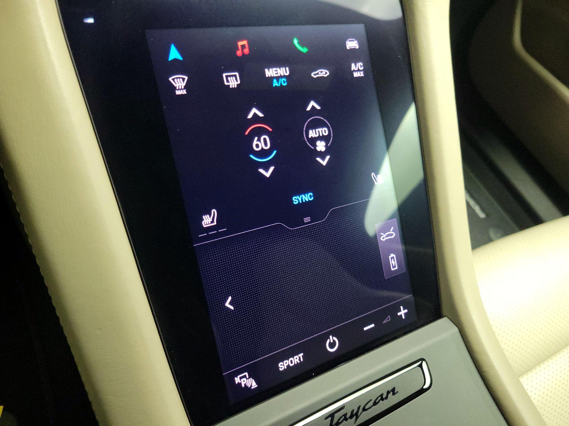 Thumbnail: 2023 Porsche Taycan - 17