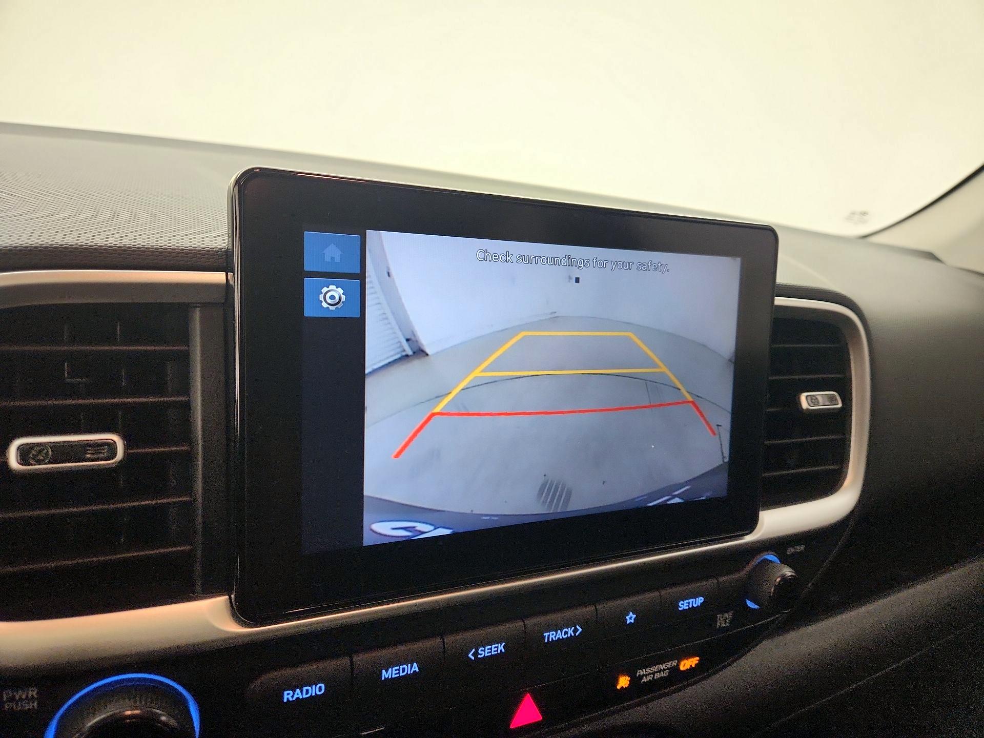 Thumbnail: 2023 Hyundai Venue - 14