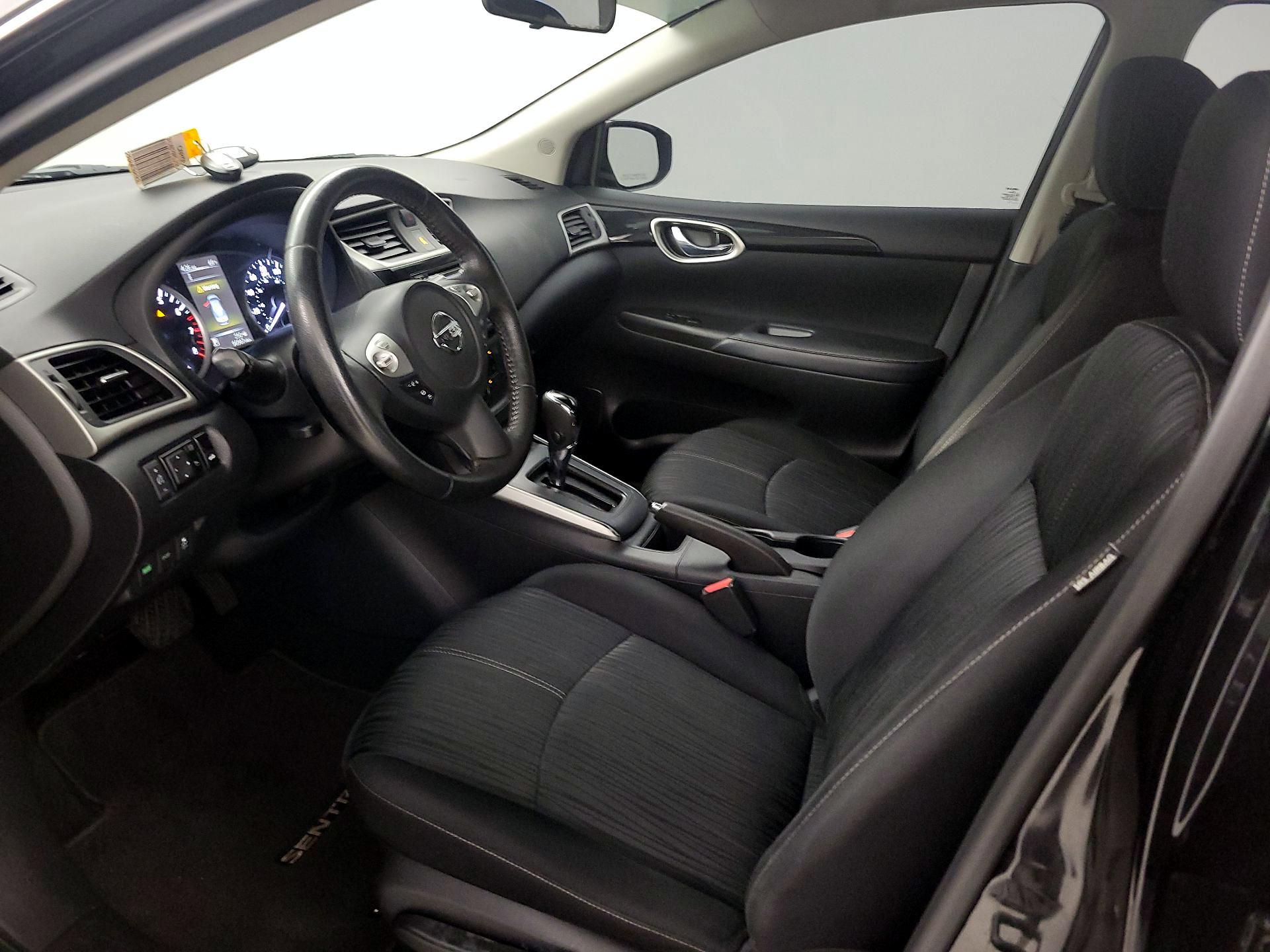 Thumbnail: 2018 Nissan Sentra - 11