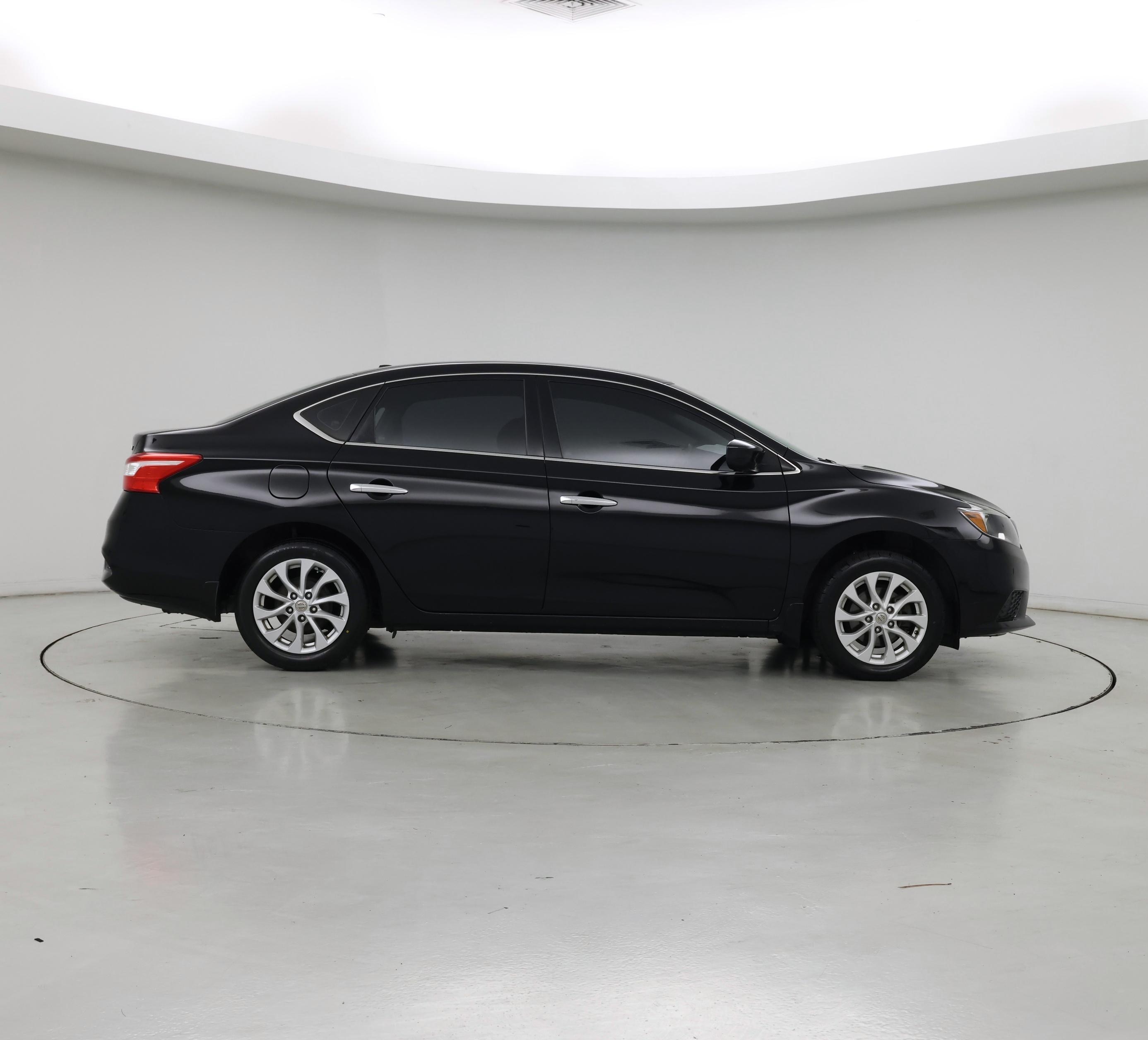 Thumbnail: 2018 Nissan Sentra - 7
