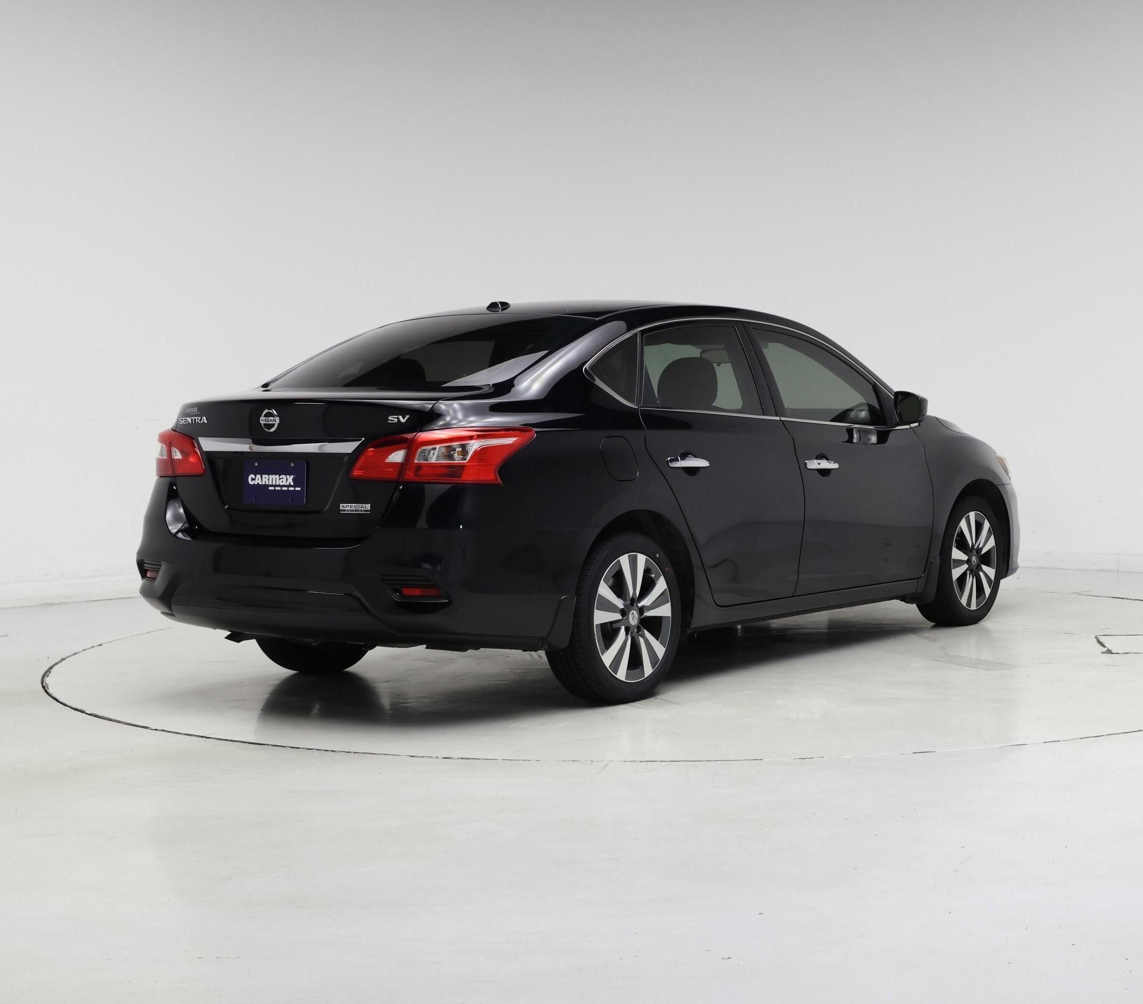 Thumbnail: 2019 Nissan Sentra - 8