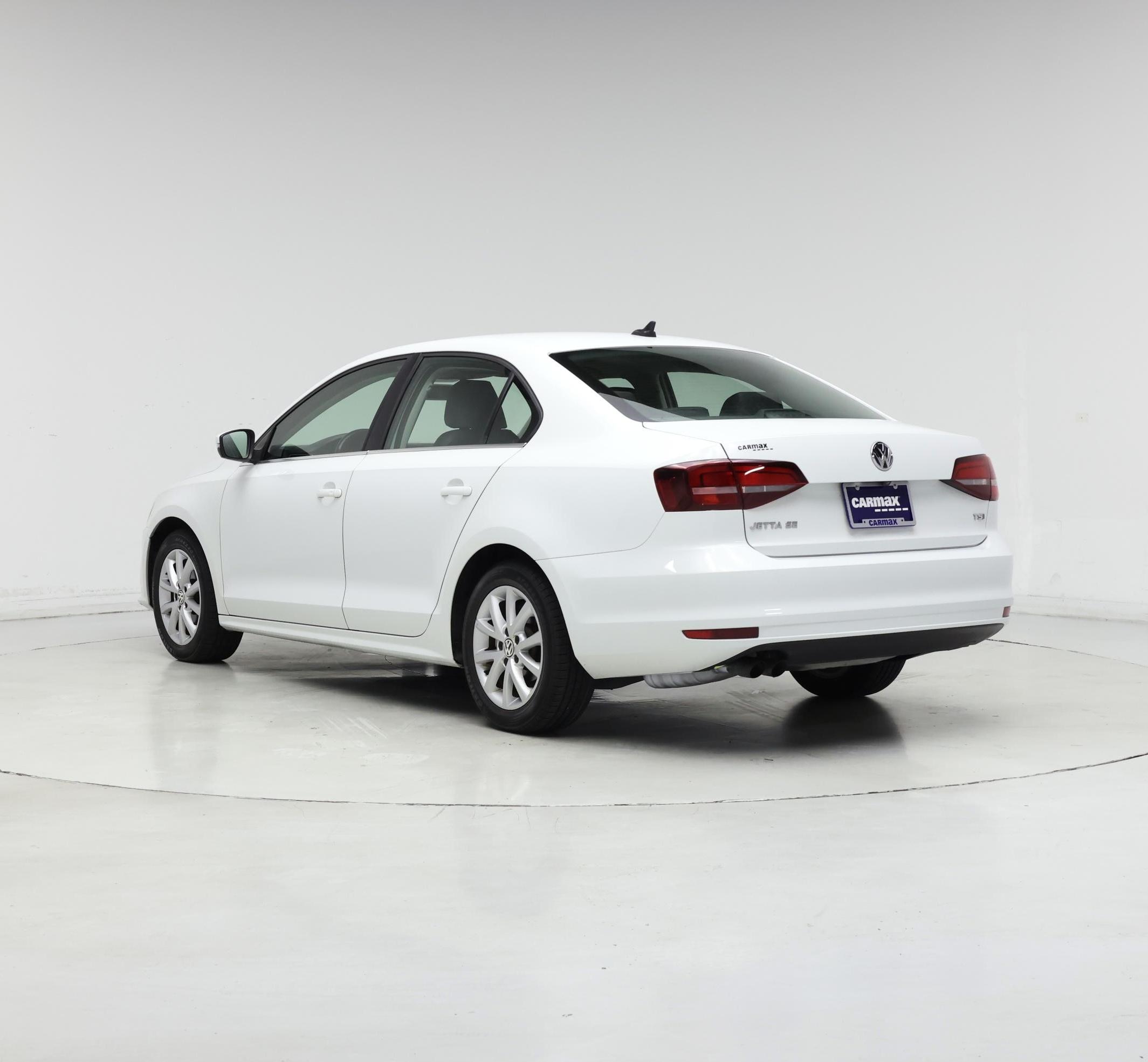 Thumbnail: 2017 Volkswagen Jetta - 2