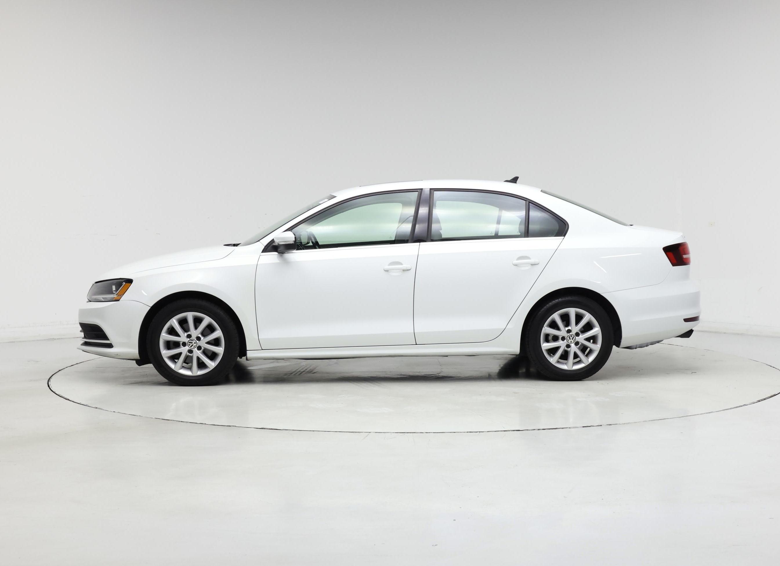 Thumbnail: 2017 Volkswagen Jetta - 3