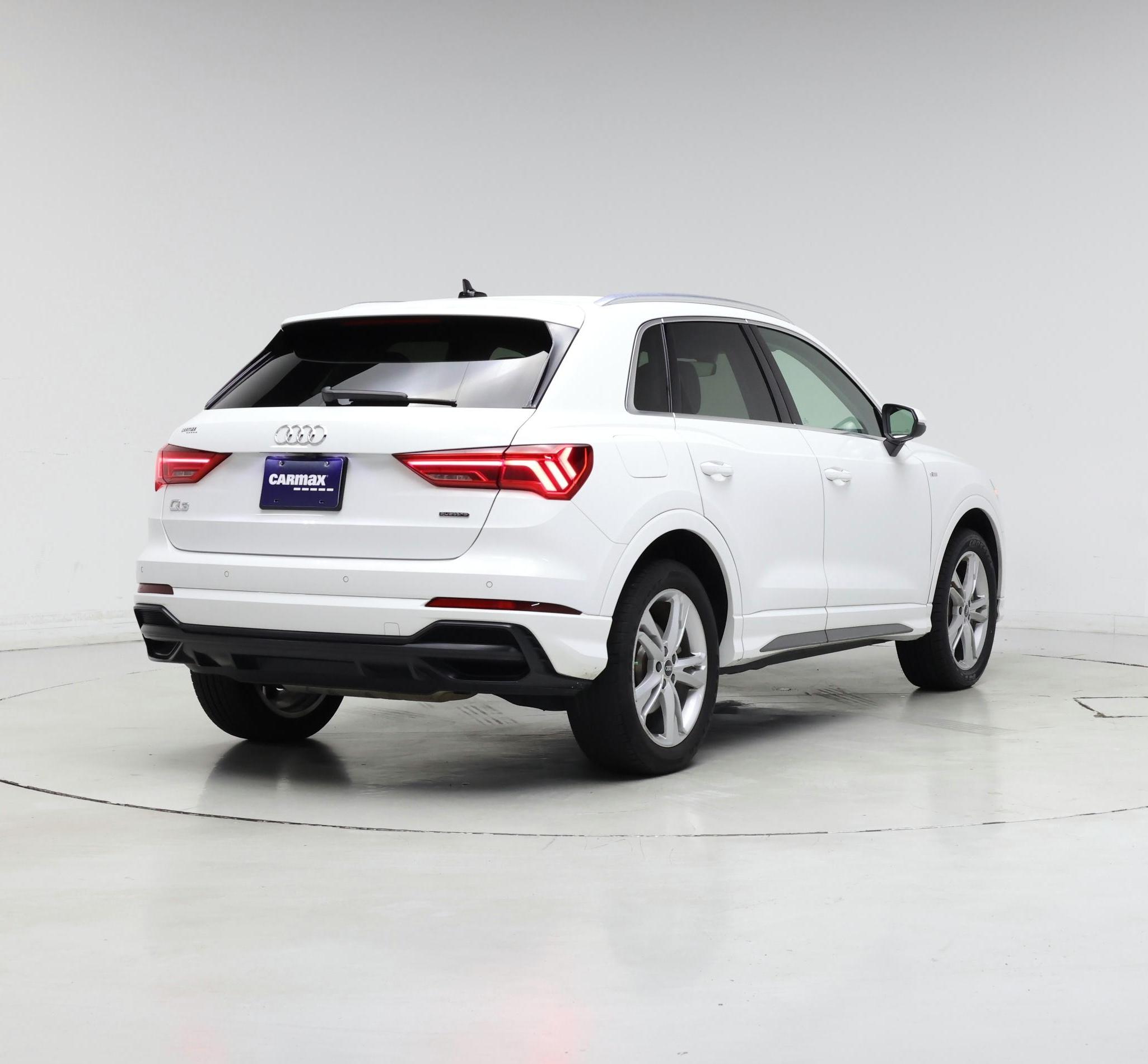 Thumbnail: 2022 Audi Q3 - 8