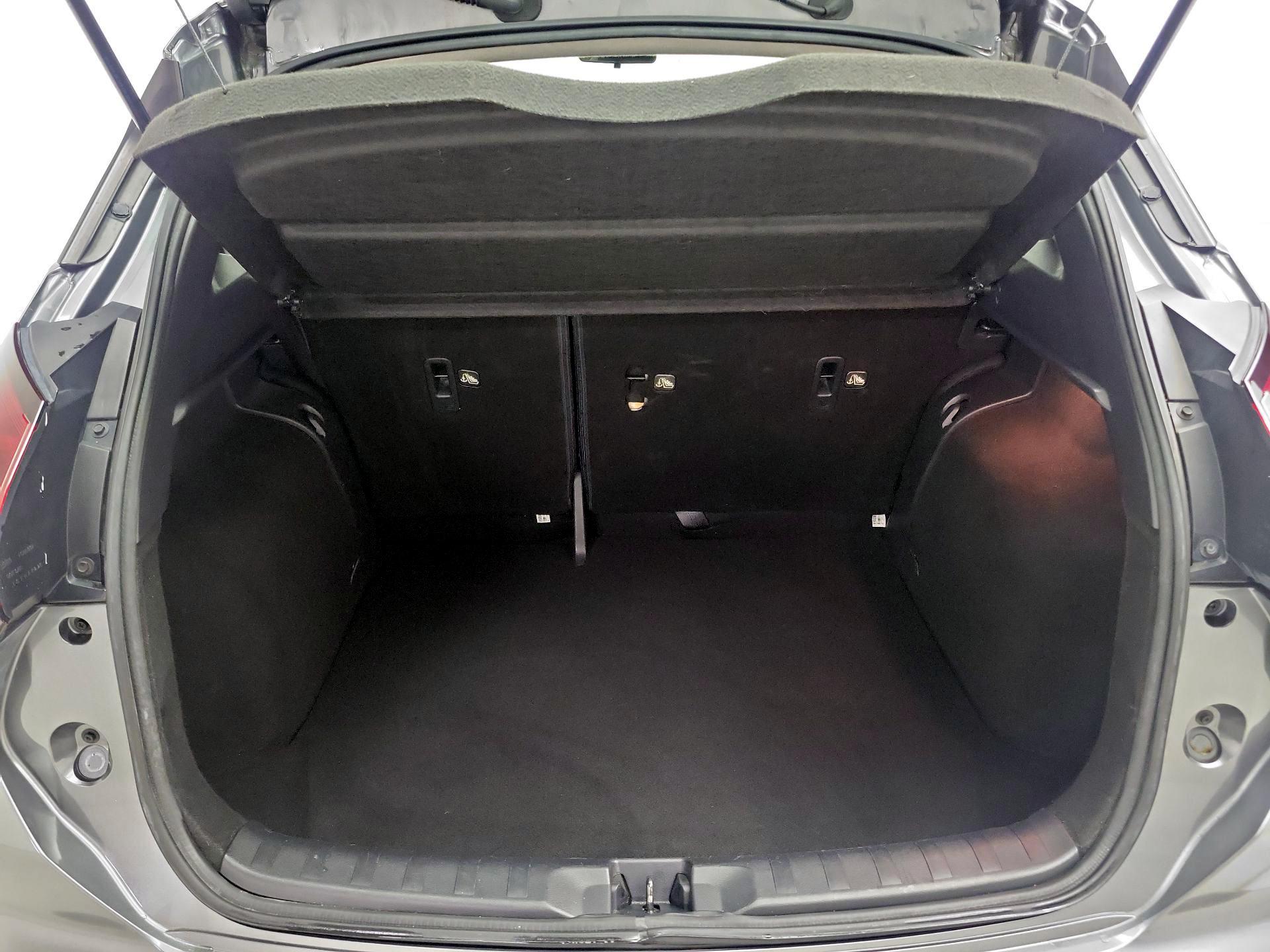 Thumbnail: 2021 Nissan Kicks - 20