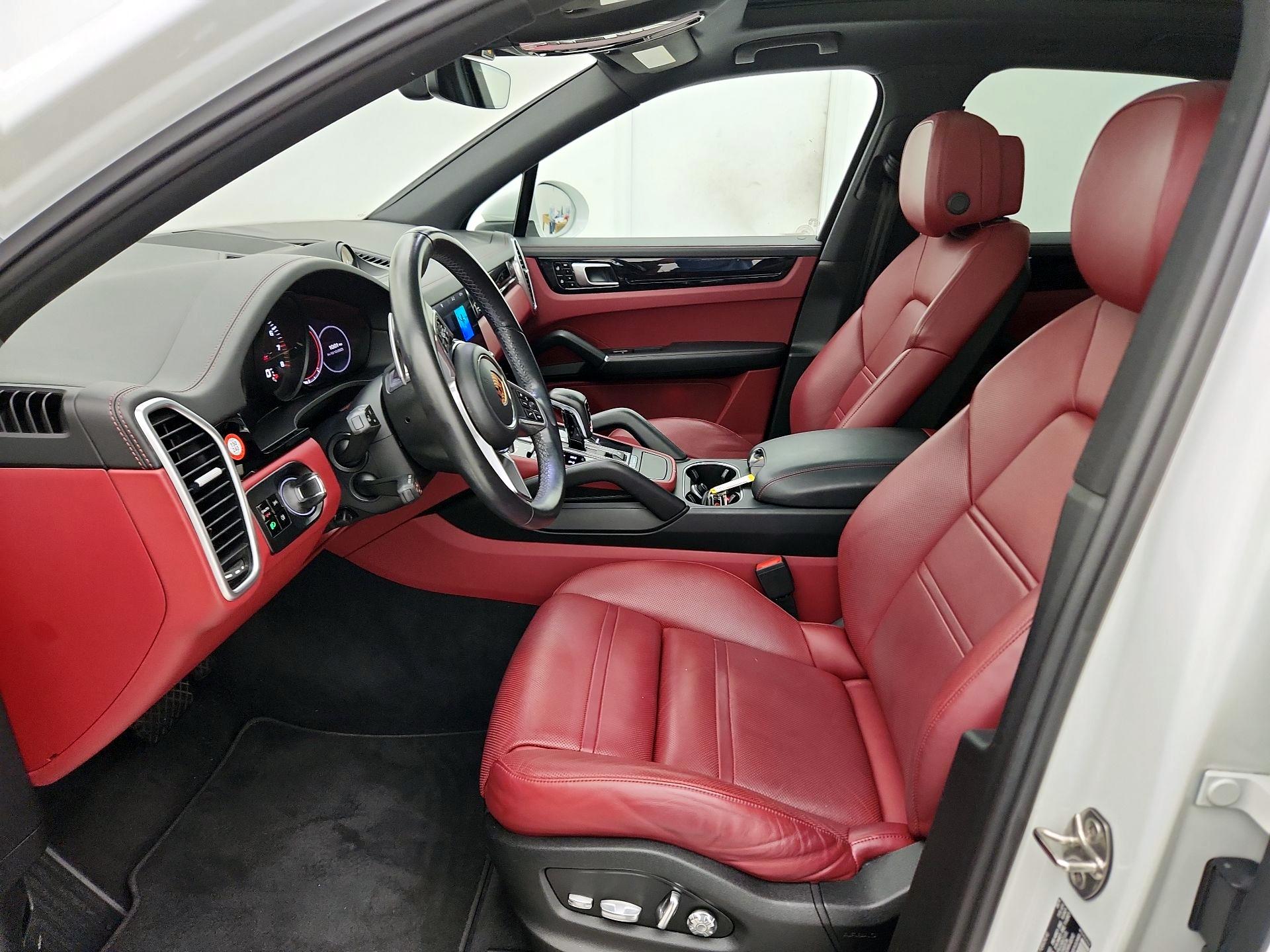 Thumbnail: 2019 Porsche Cayenne - 11