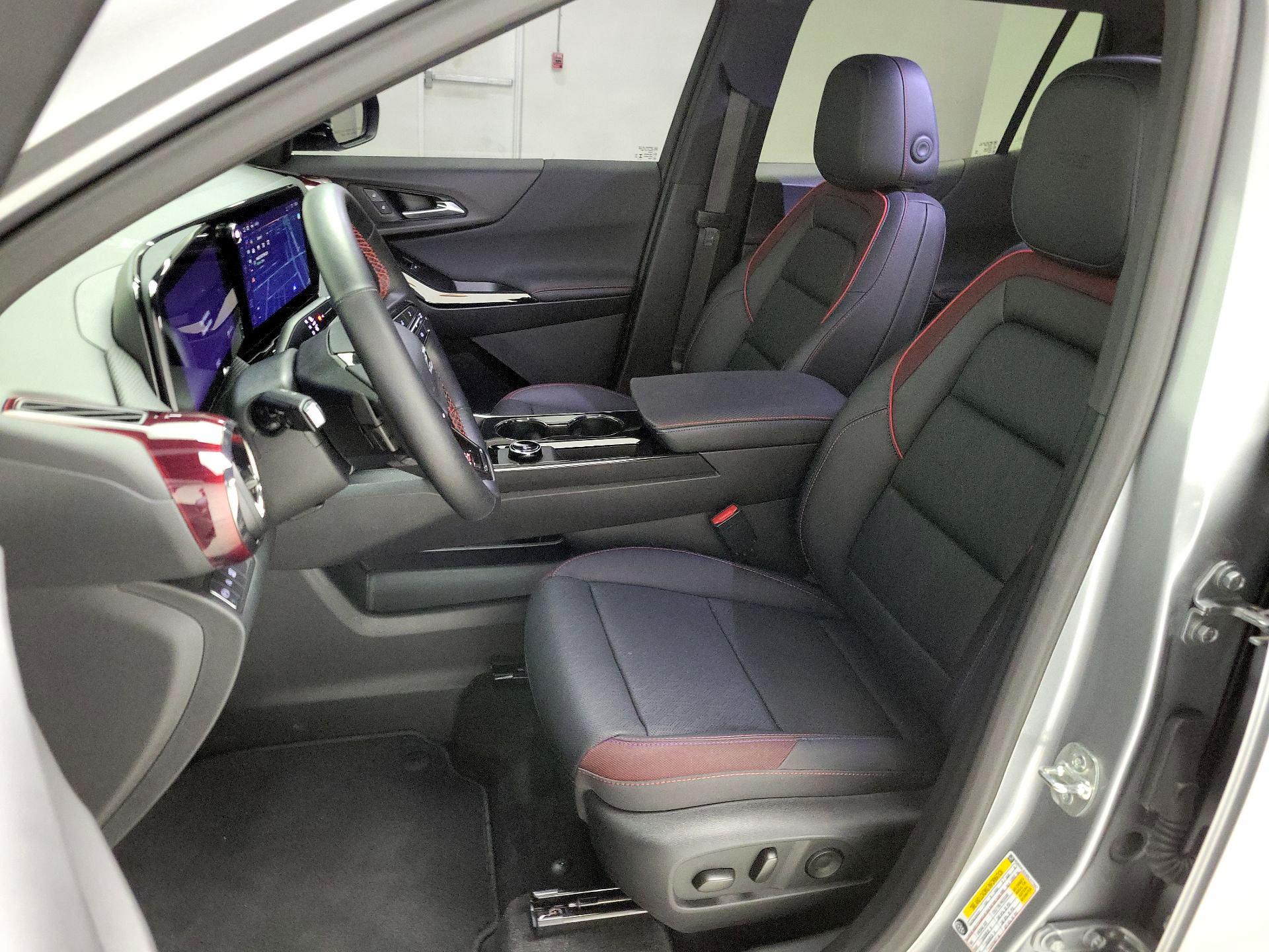 Thumbnail: 2025 Chevrolet Equinox - 11