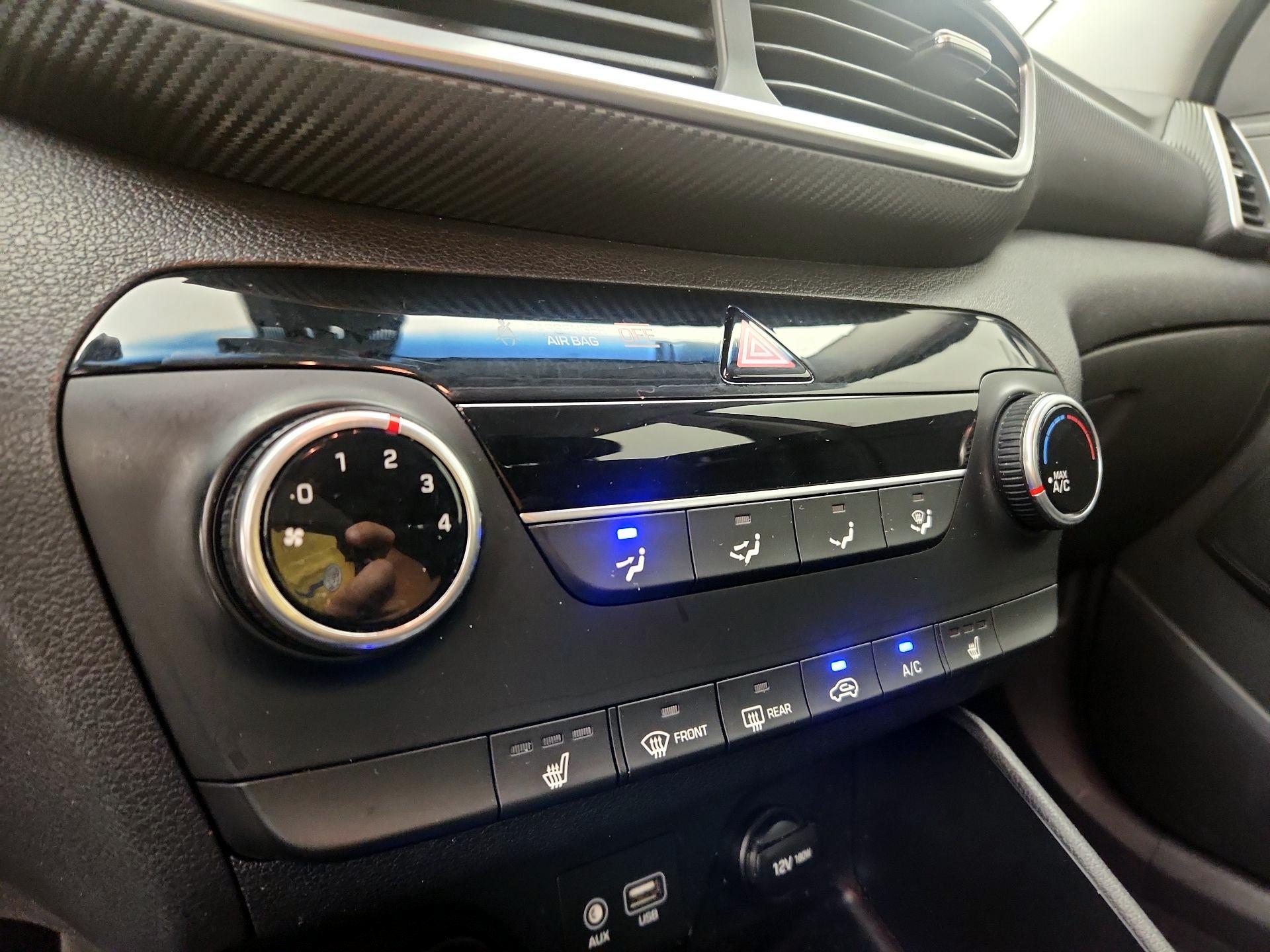 Thumbnail: 2019 Hyundai Tucson - 16