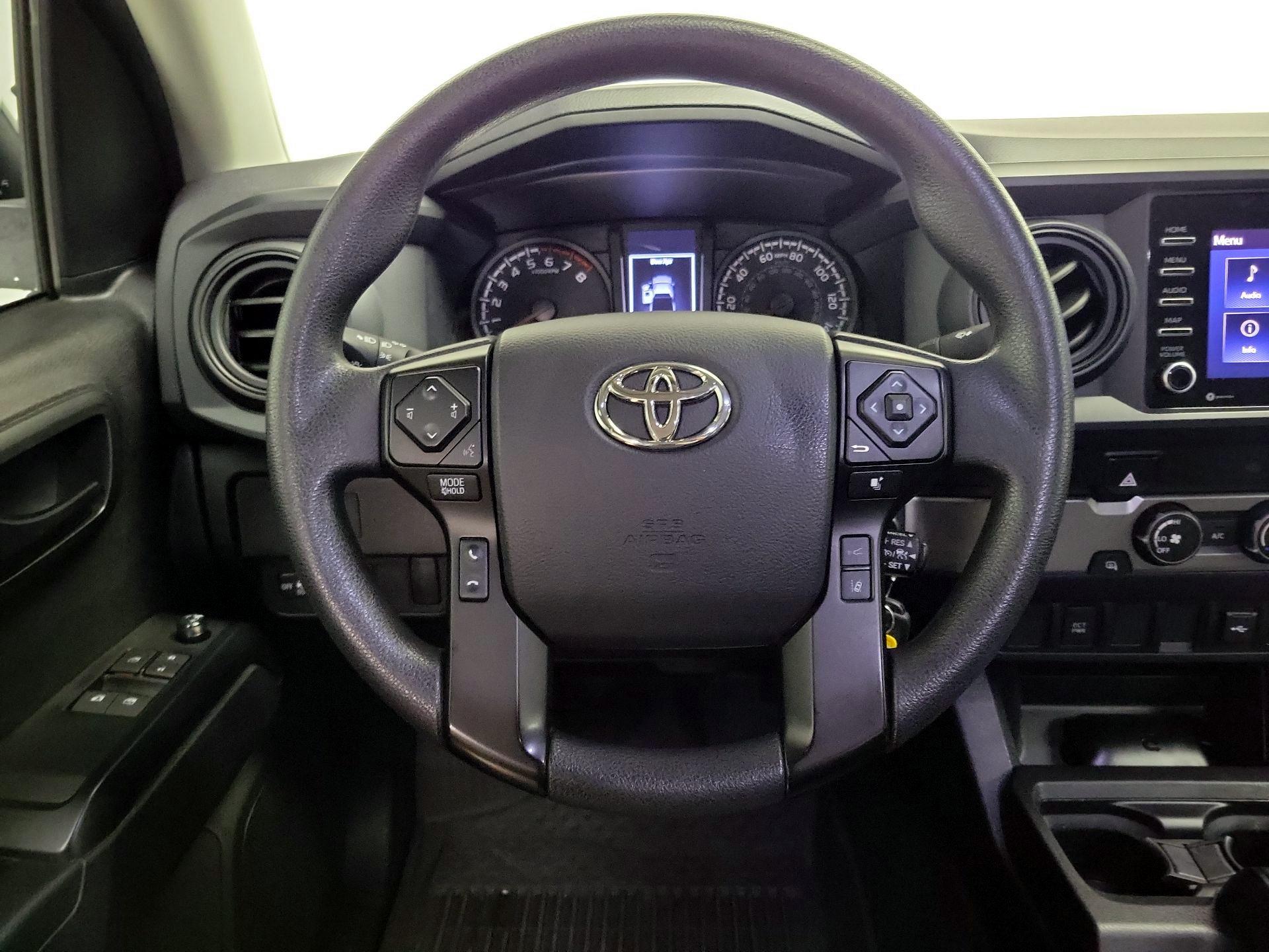 Thumbnail: 2022 Toyota Tacoma - 10