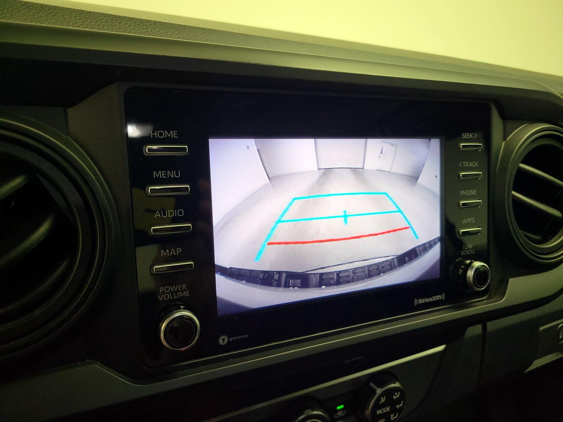 Thumbnail: 2022 Toyota Tacoma - 15