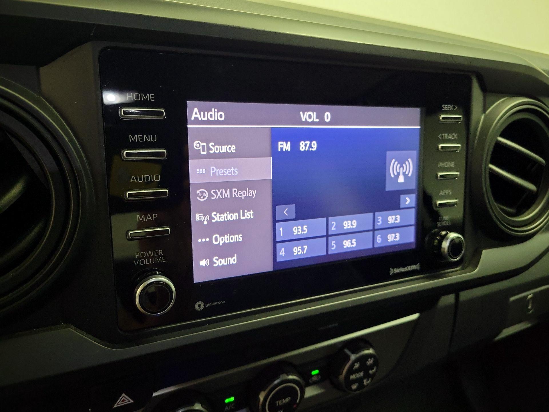 Thumbnail: 2022 Toyota Tacoma - 16