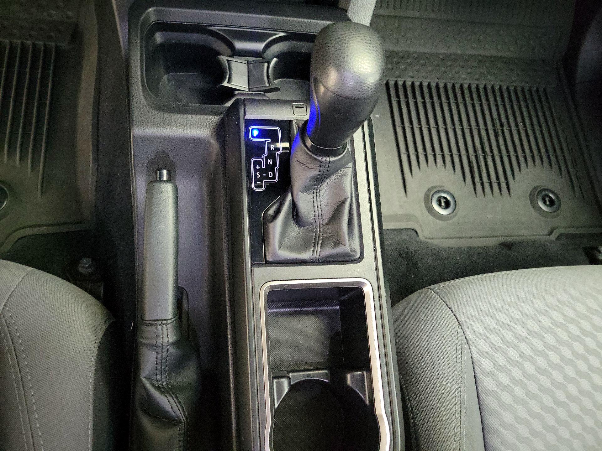 Thumbnail: 2022 Toyota Tacoma - 18