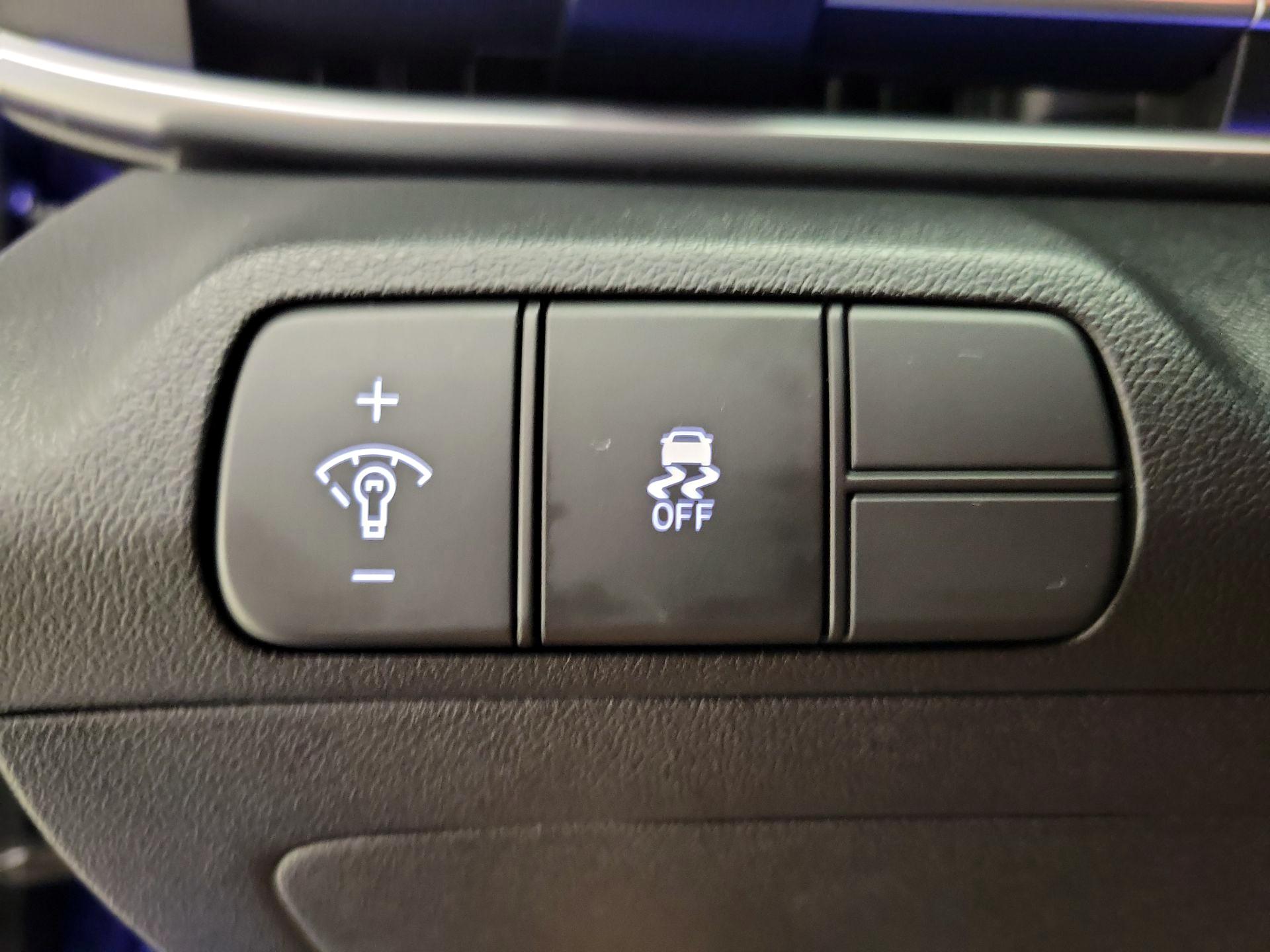 Thumbnail: 2024 Hyundai Elantra - 13