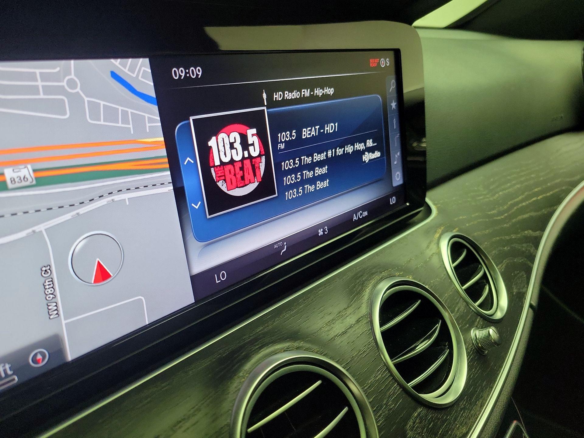 Thumbnail: 2017 Mercedes-Benz E-Class - 16