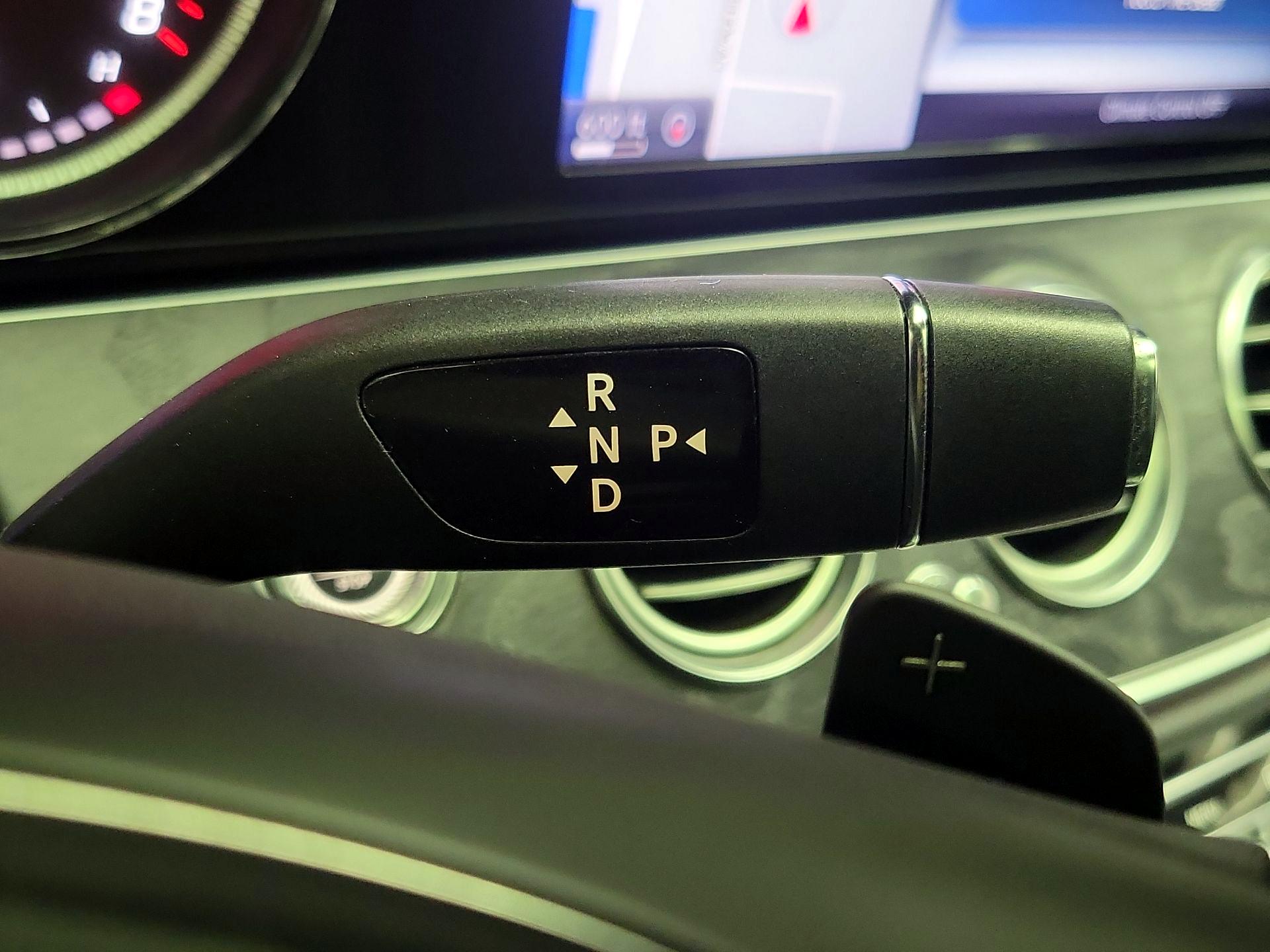 Thumbnail: 2017 Mercedes-Benz E-Class - 18