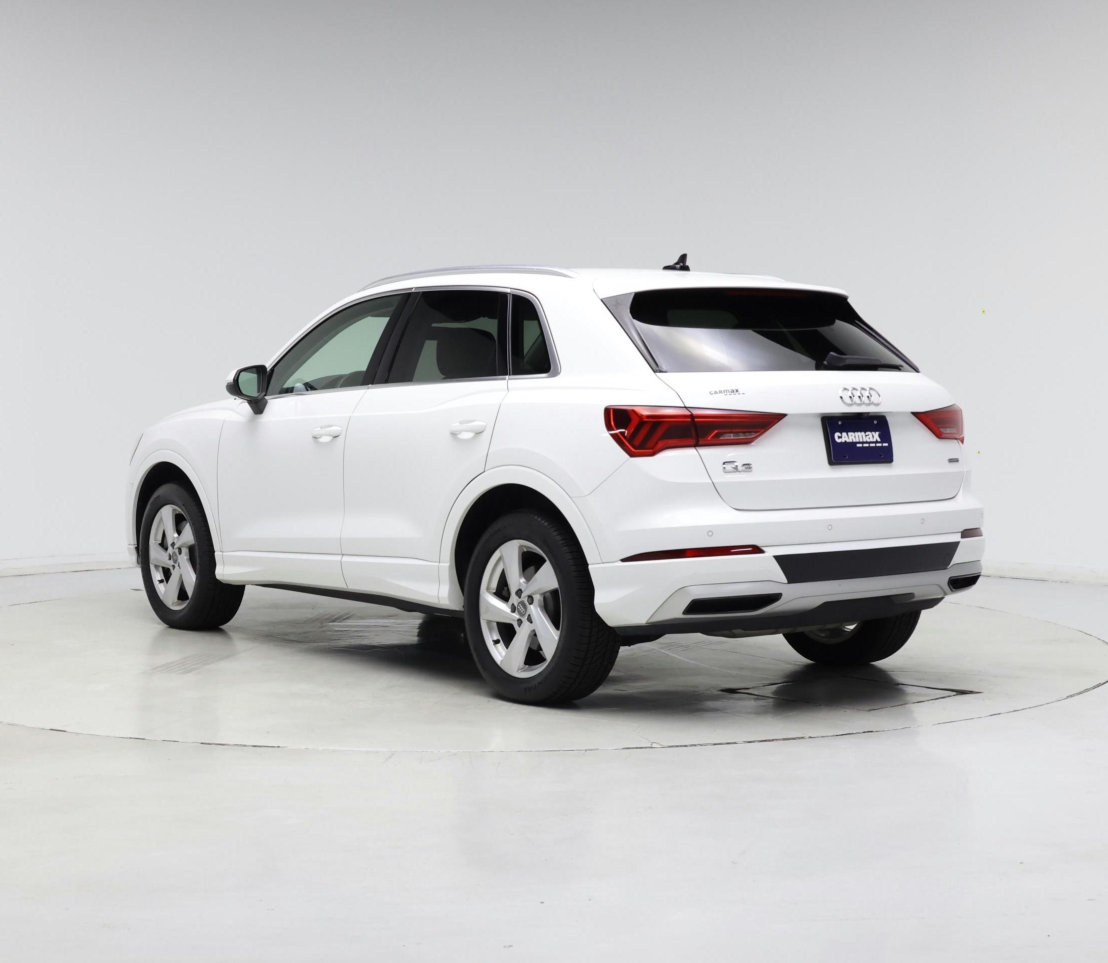 Thumbnail: 2020 Audi Q3 - 2