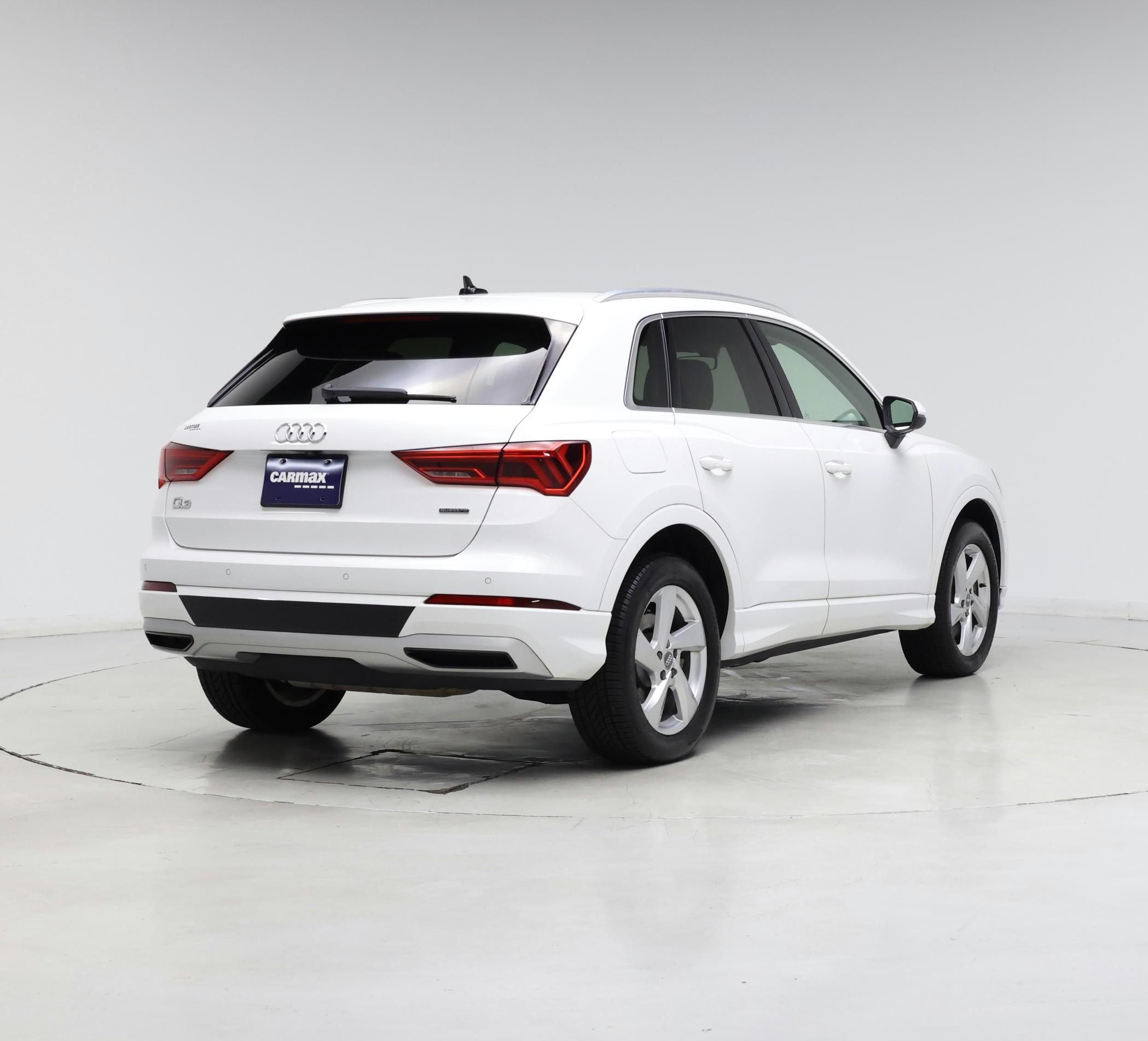 Thumbnail: 2020 Audi Q3 - 8