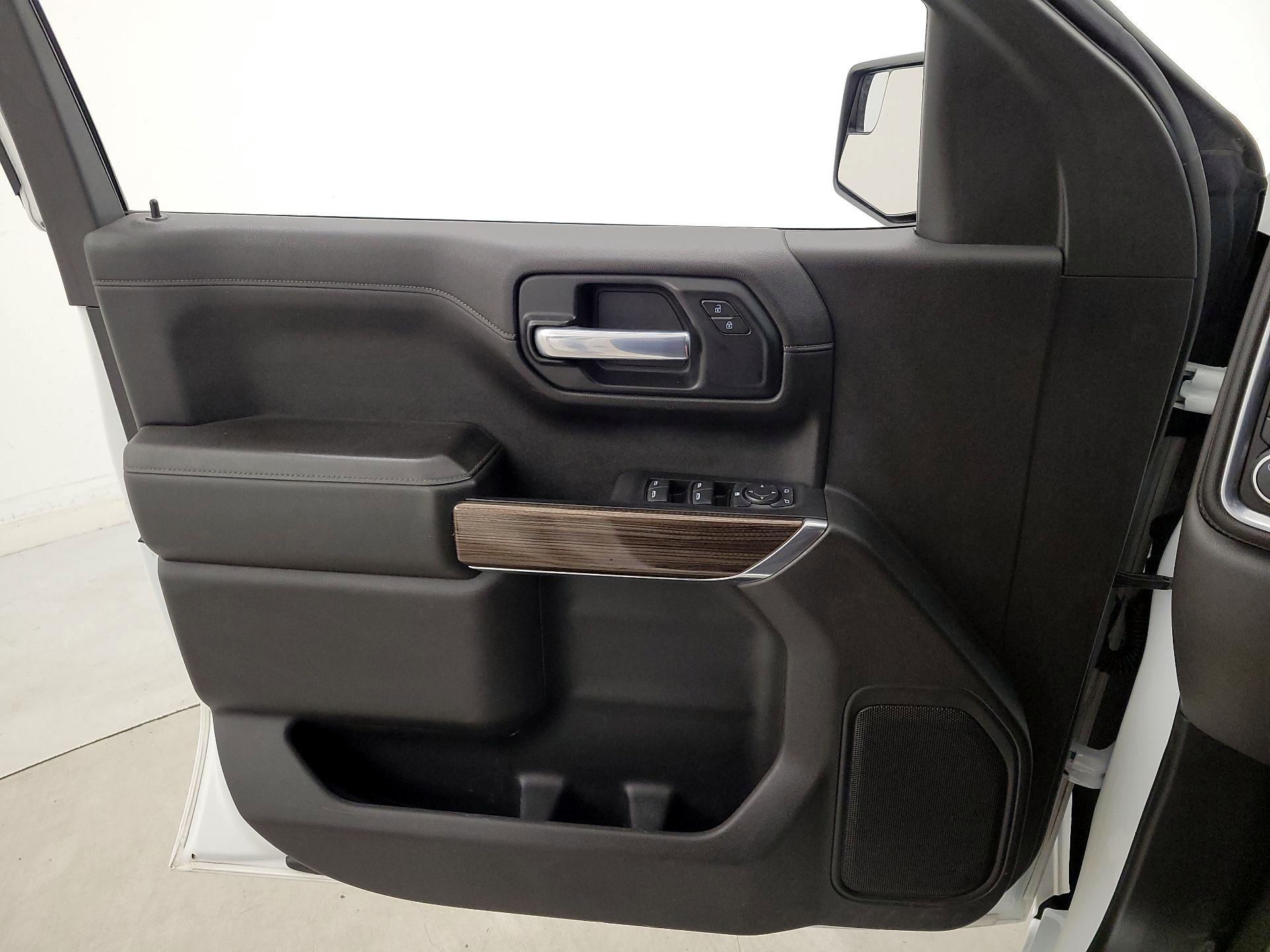 Thumbnail: 2021 Chevrolet Silverado 1500 - 12