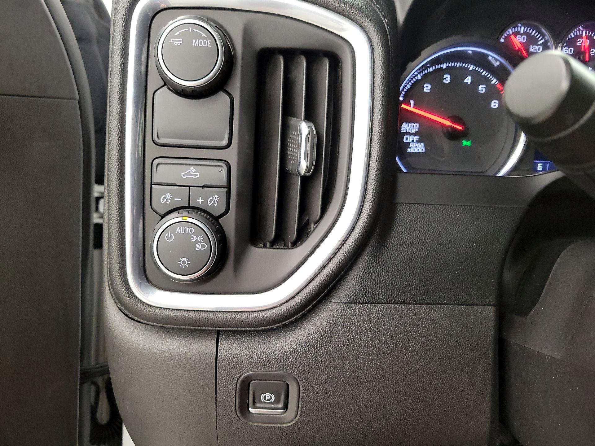 Thumbnail: 2021 Chevrolet Silverado 1500 - 13