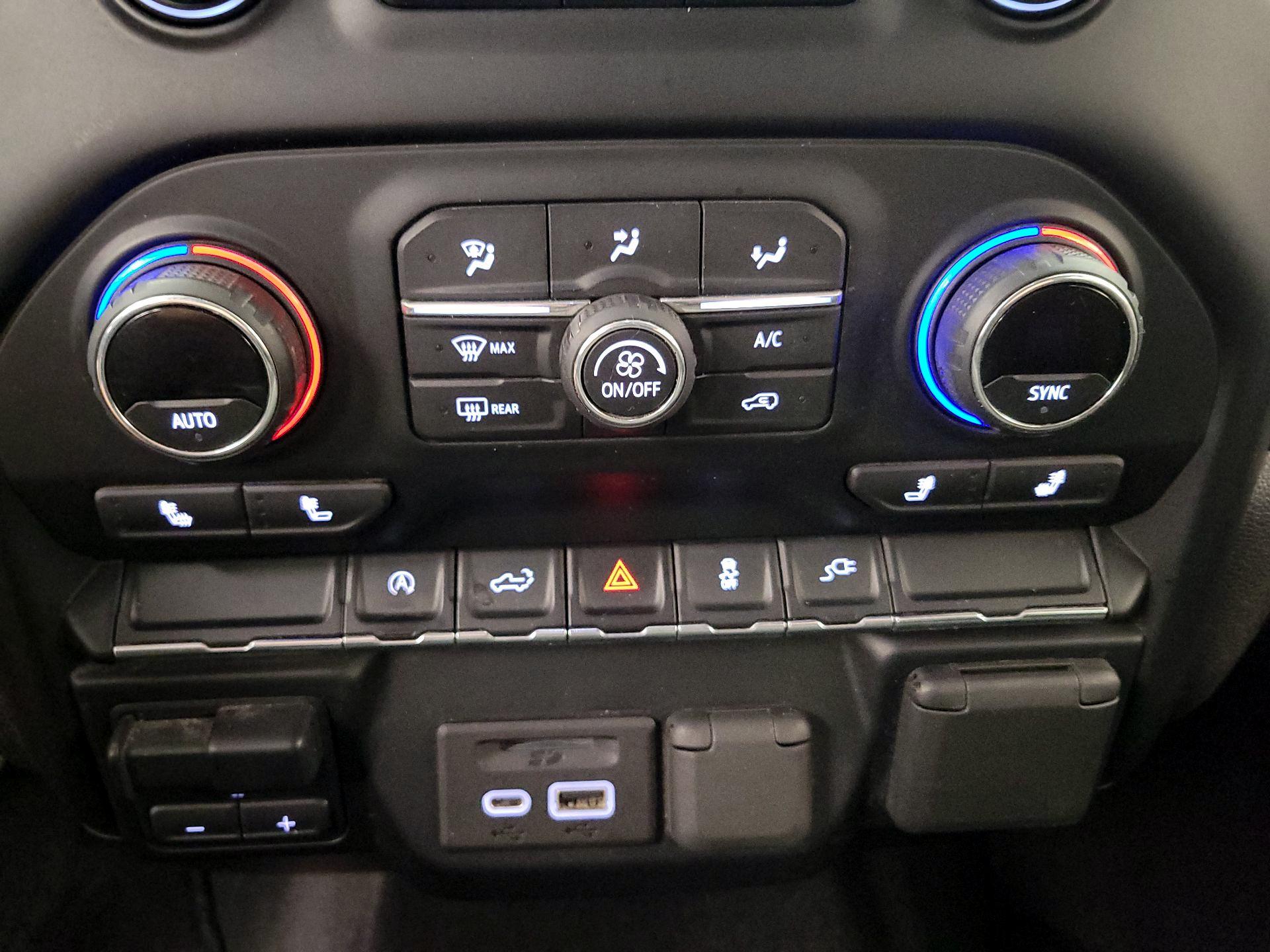 Thumbnail: 2021 Chevrolet Silverado 1500 - 16