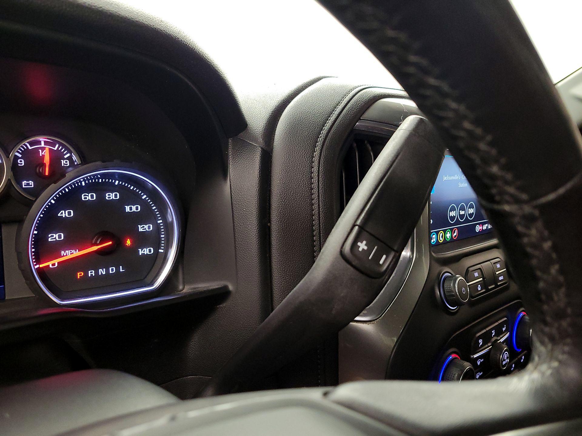 Thumbnail: 2021 Chevrolet Silverado 1500 - 17