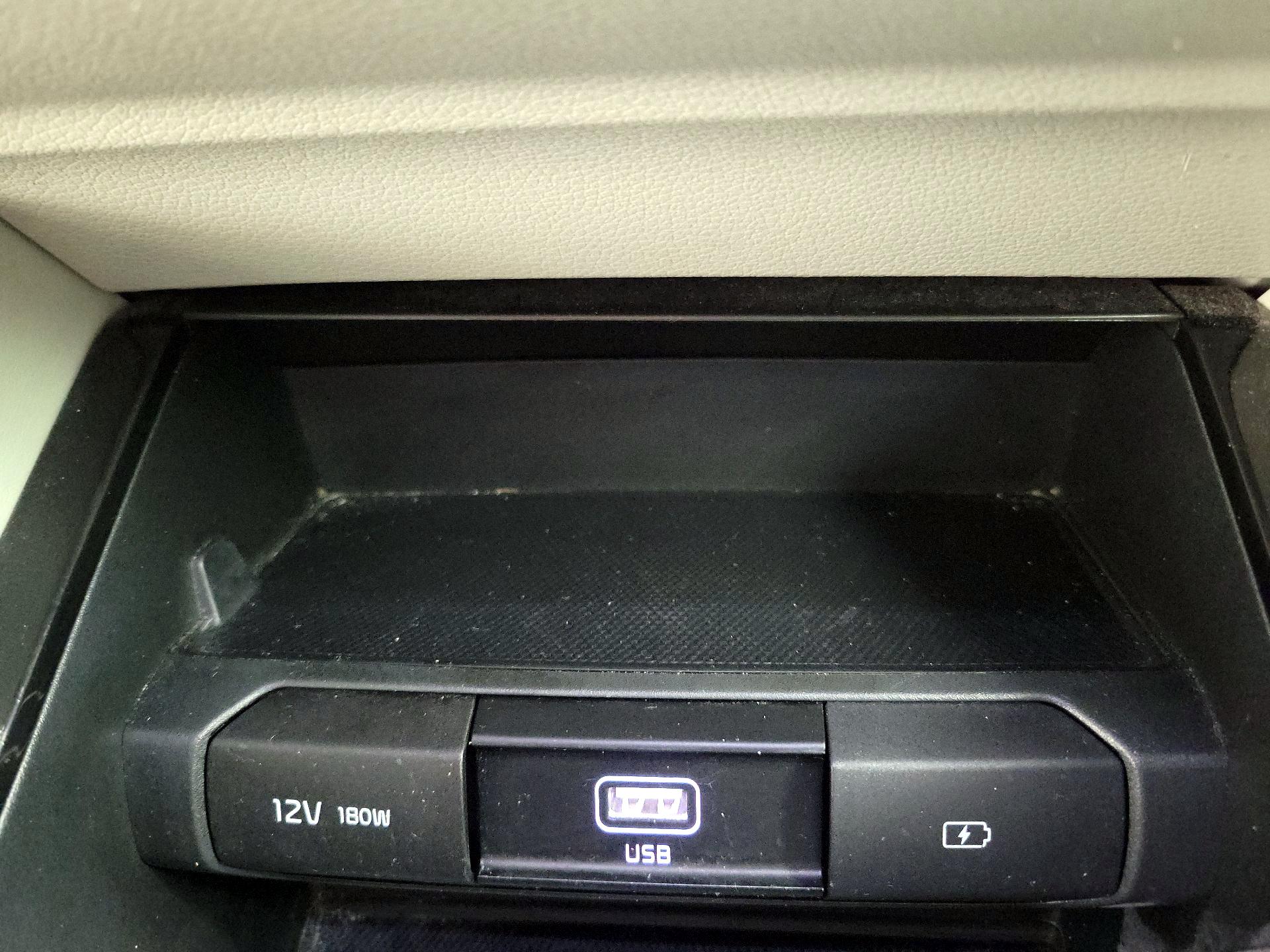 Thumbnail: 2021 Kia Telluride - 18