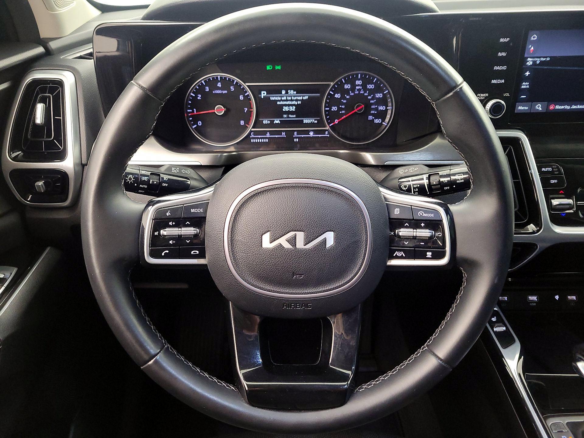 Thumbnail: 2022 Kia Sorento - 10