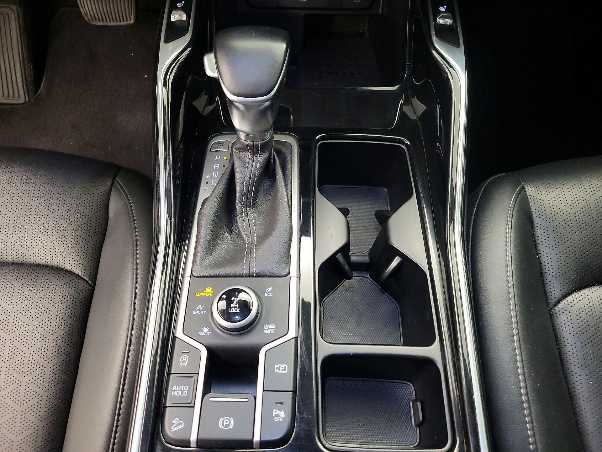 Thumbnail: 2022 Kia Sorento - 18