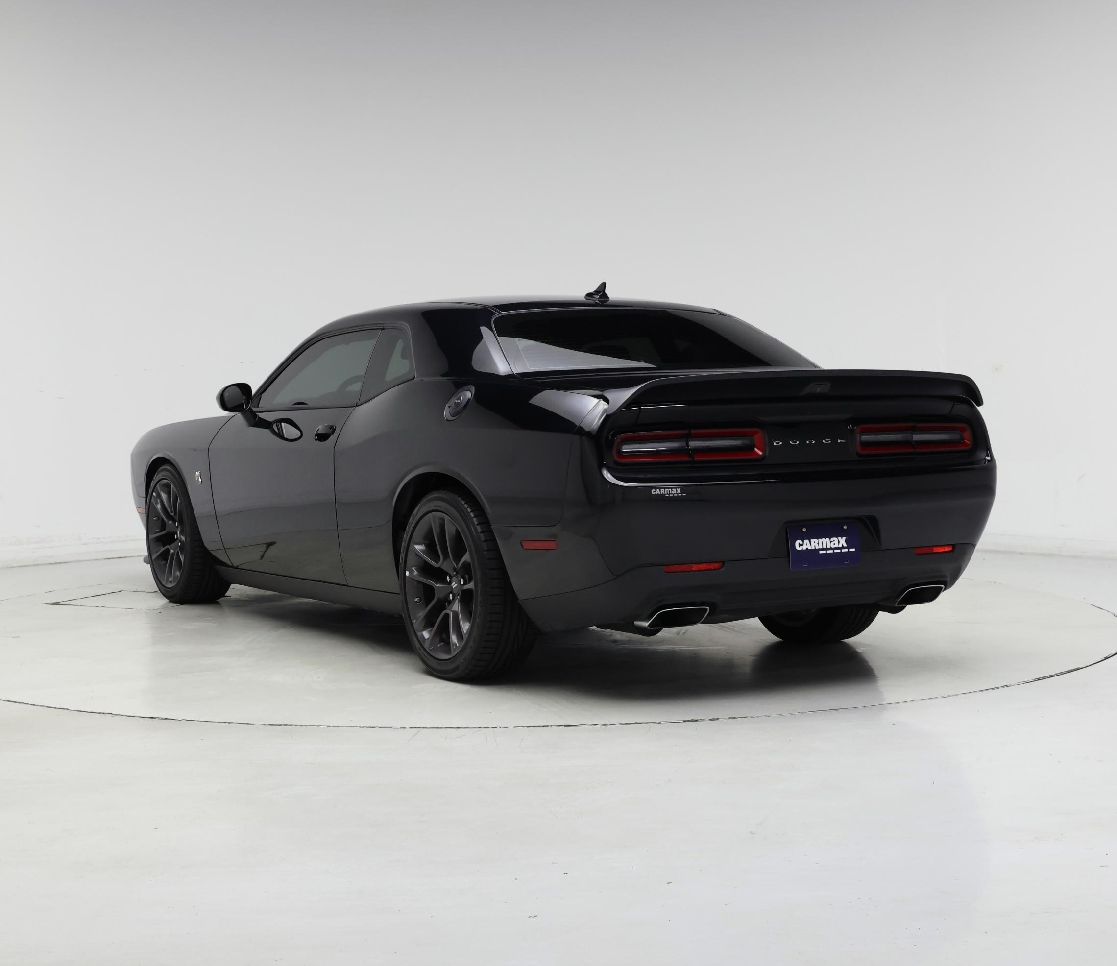 Thumbnail: 2022 Dodge Challenger - 2
