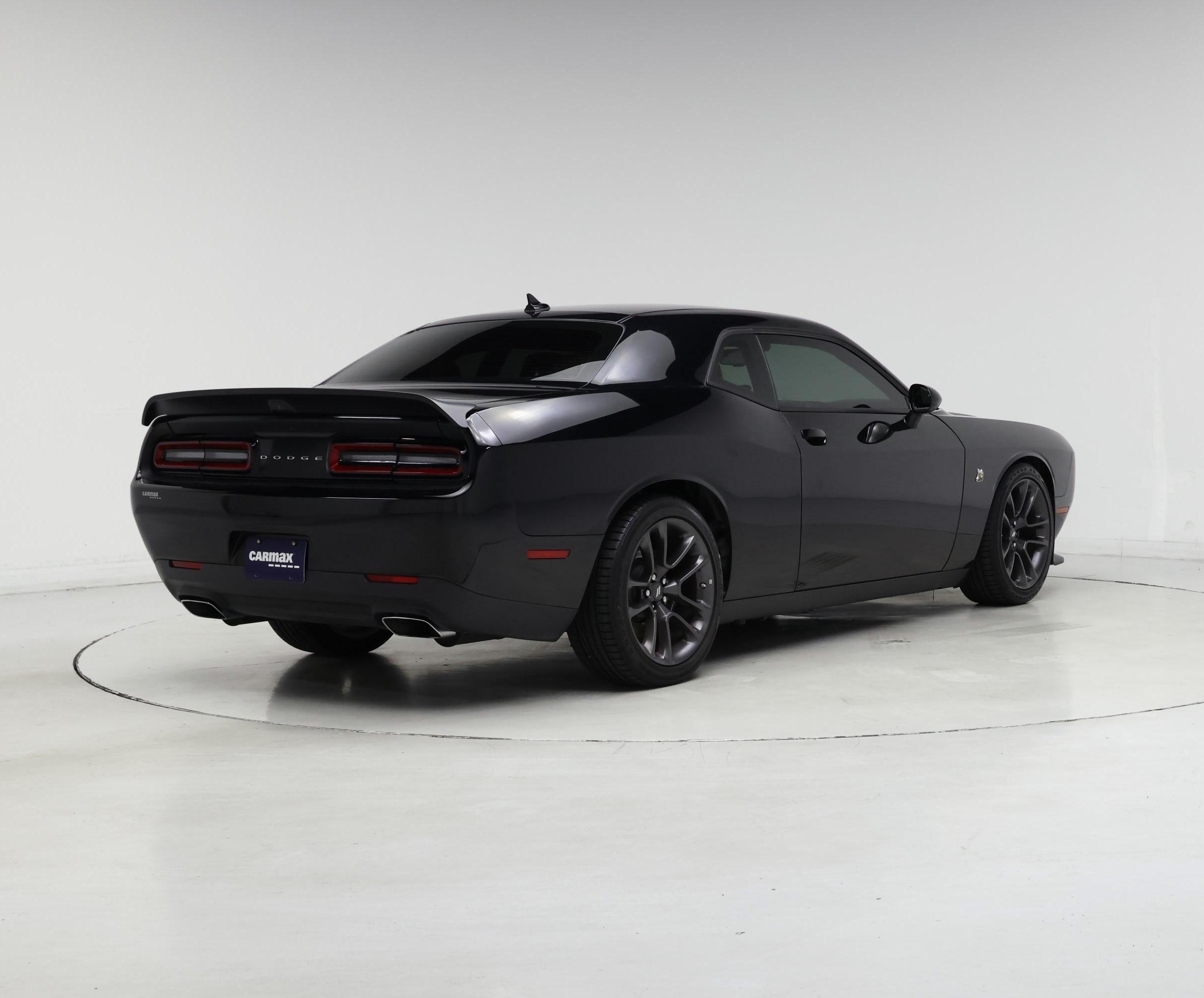 Thumbnail: 2022 Dodge Challenger - 8