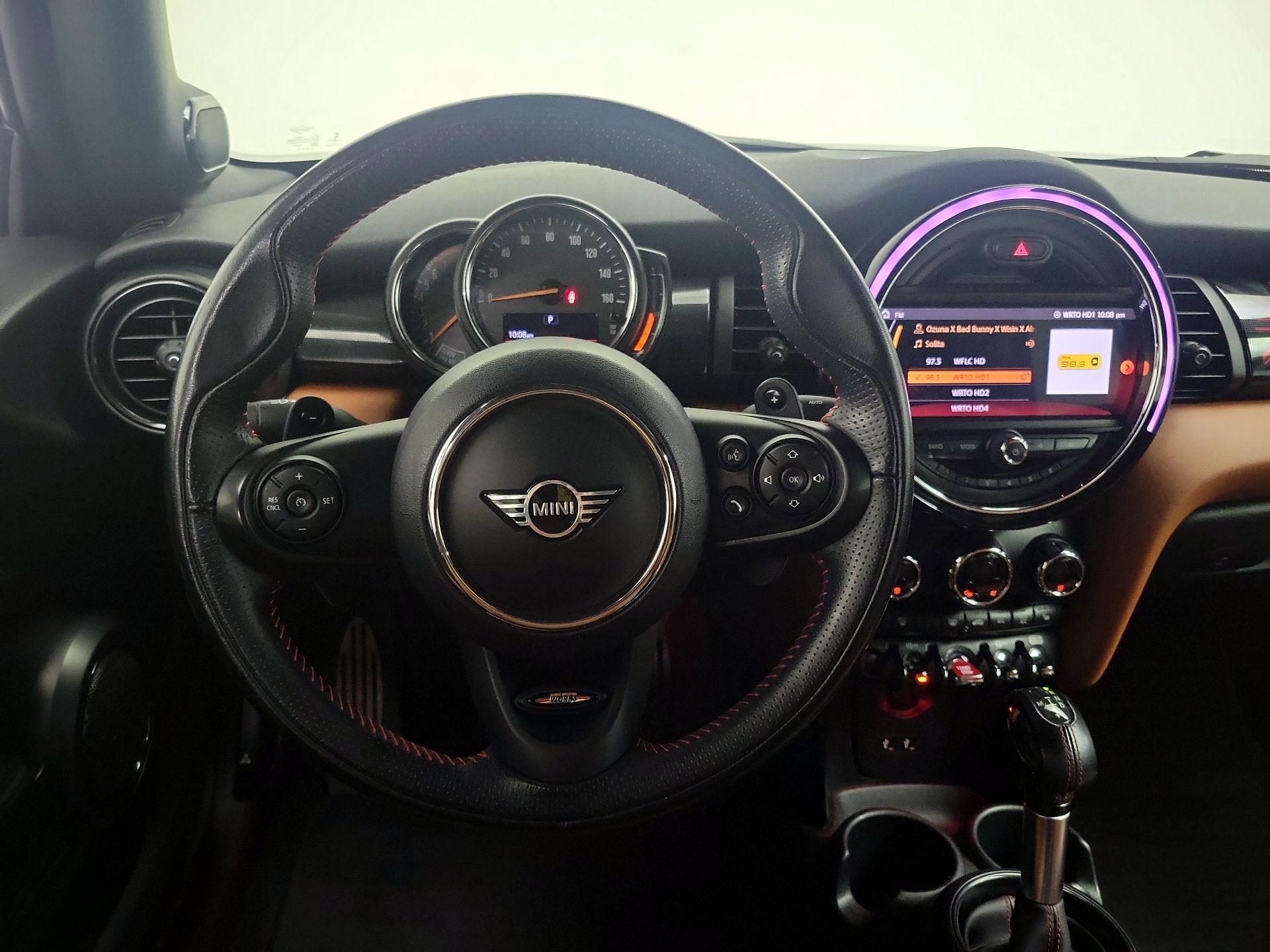 Thumbnail: 2019 MINI Cooper - 10