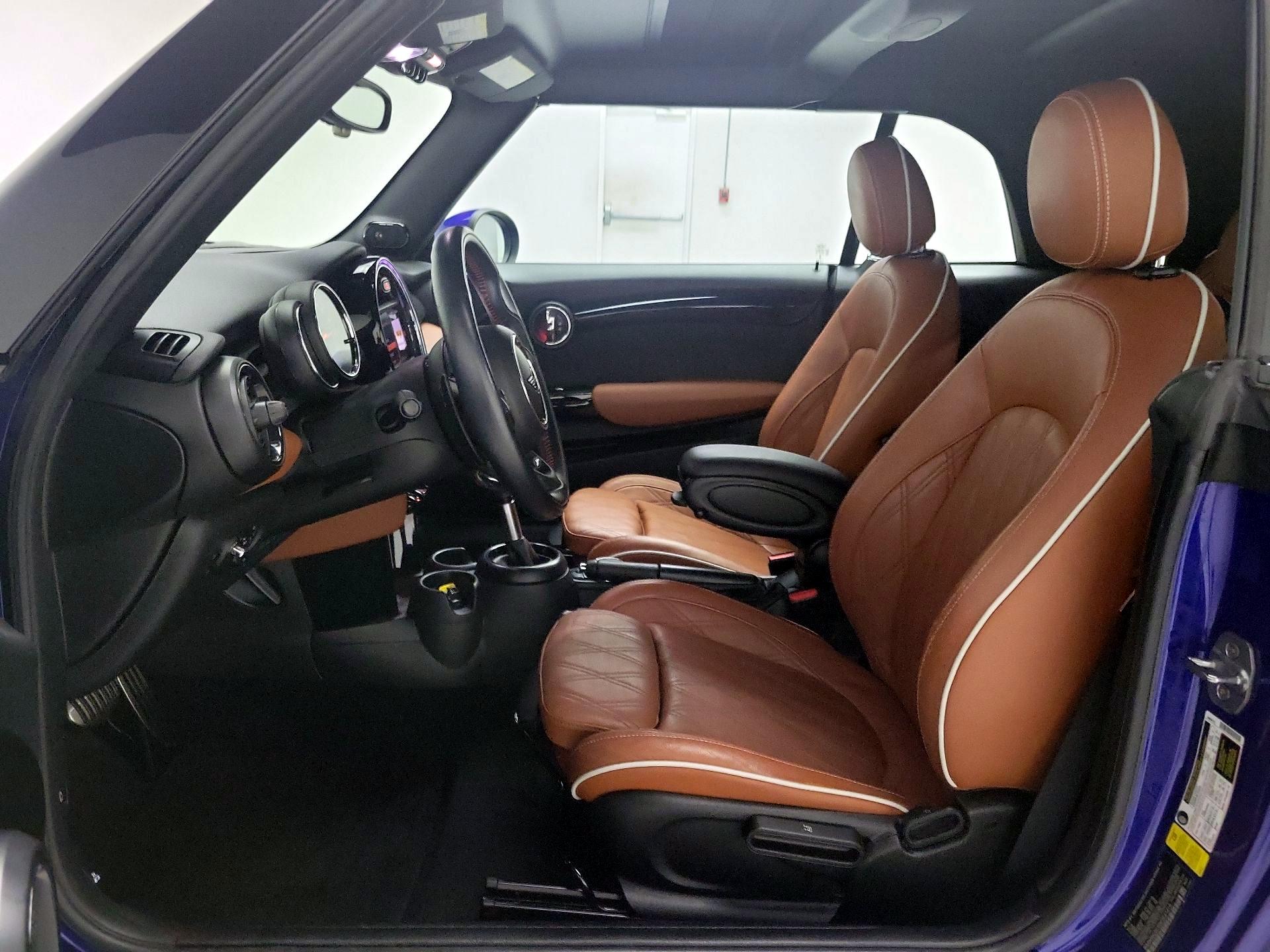 Thumbnail: 2019 MINI Cooper - 11