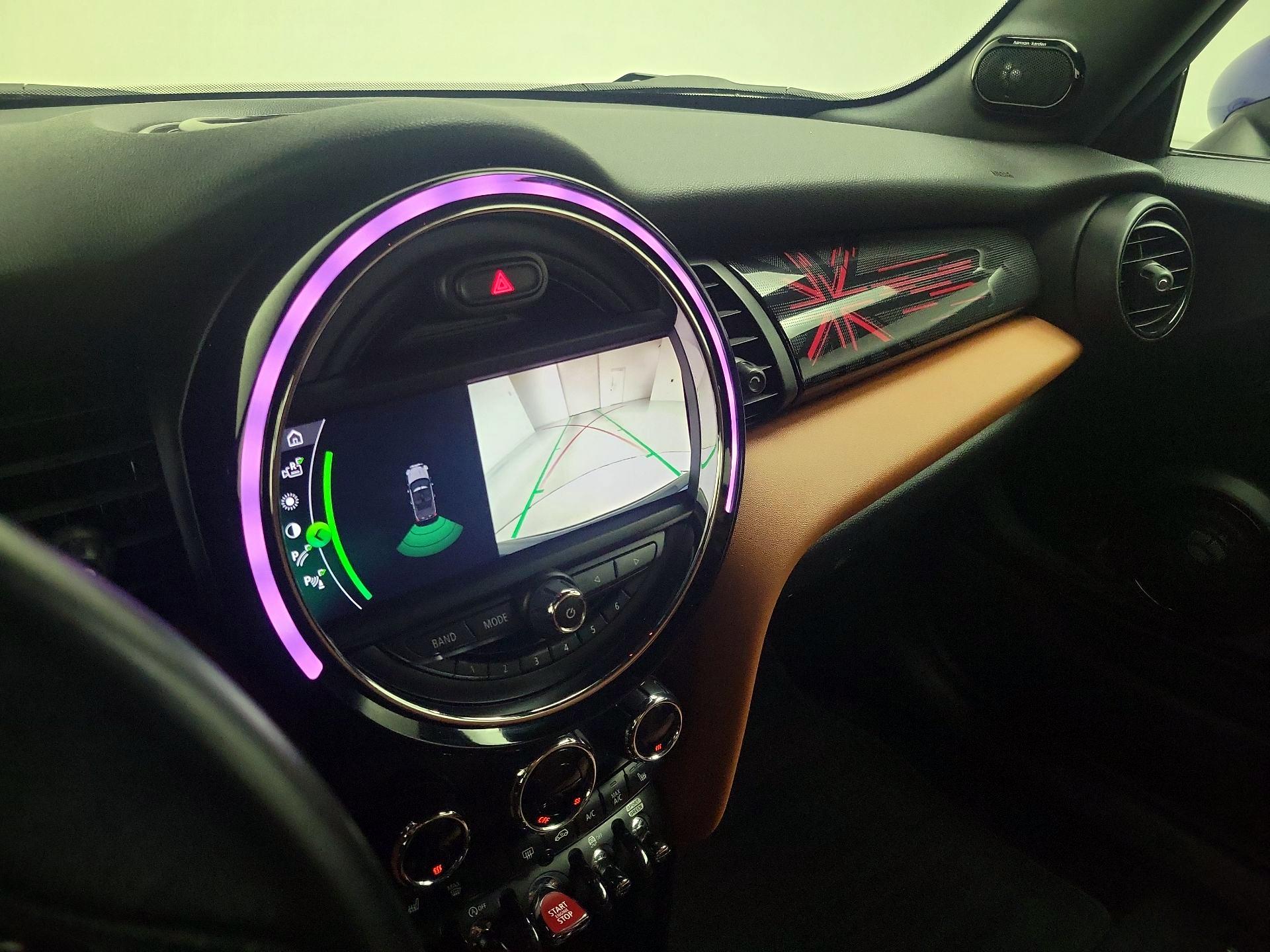 Thumbnail: 2019 MINI Cooper - 14