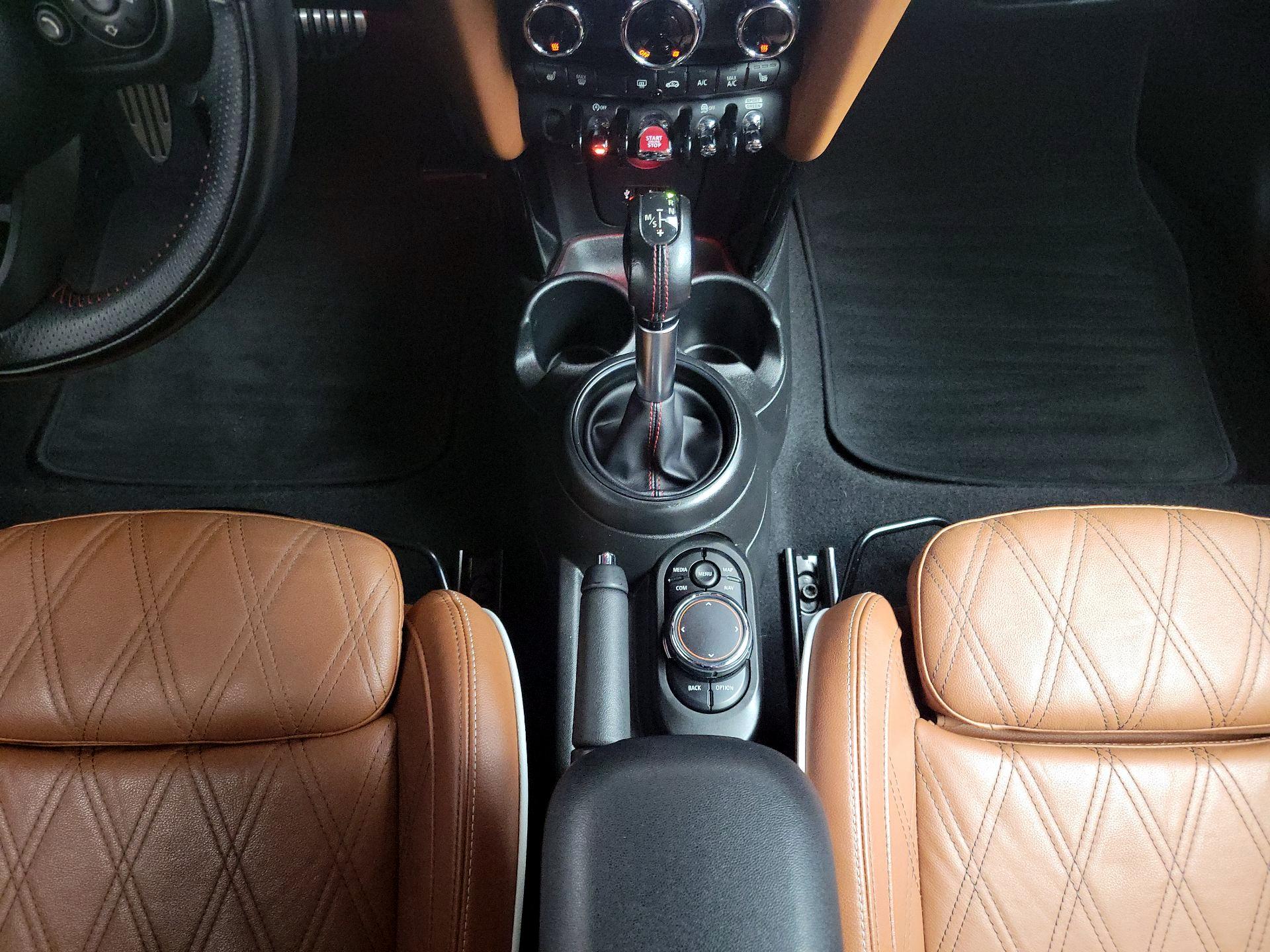 Thumbnail: 2019 MINI Cooper - 17