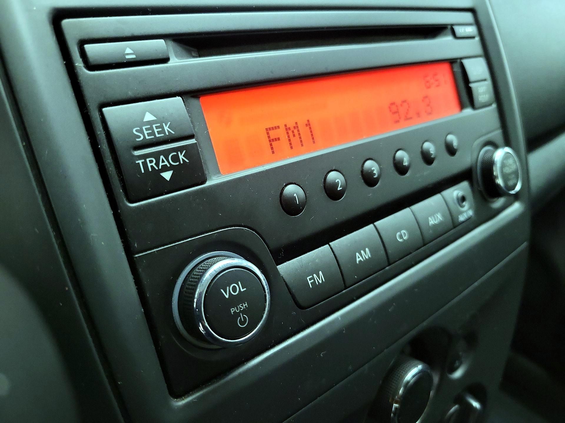 Thumbnail: 2015 Nissan Versa - 14