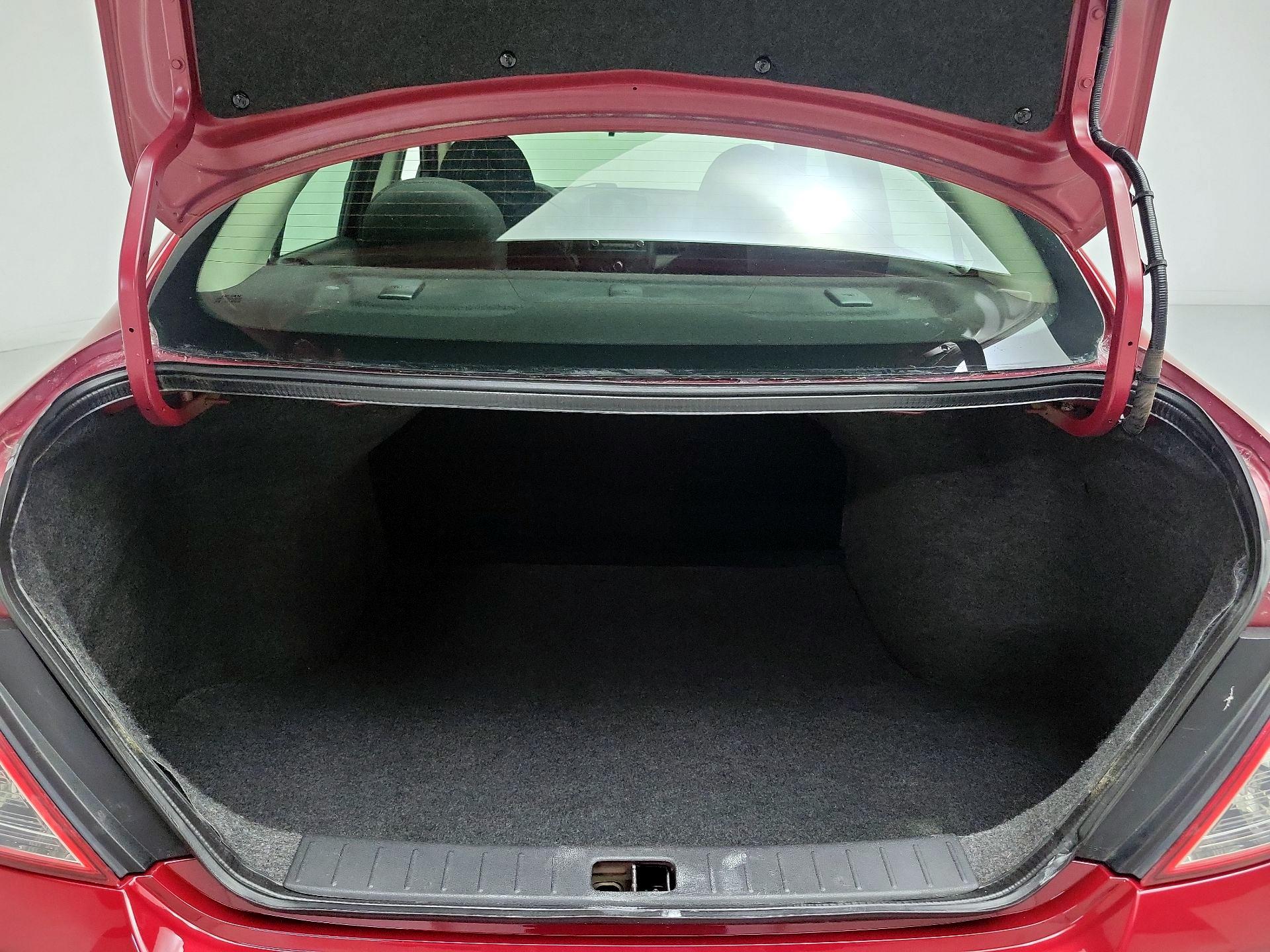 Thumbnail: 2015 Nissan Versa - 18