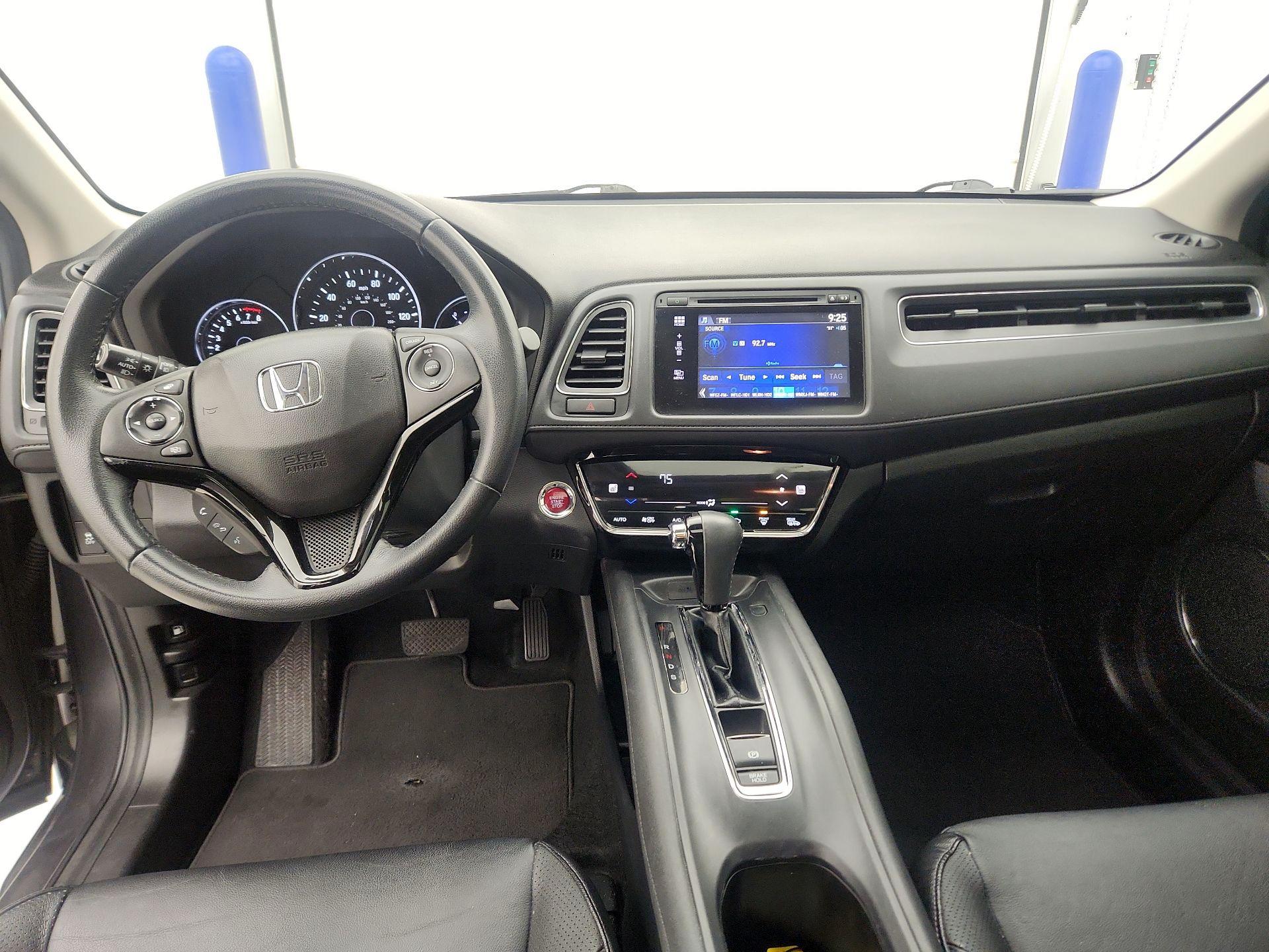Thumbnail: 2016 Honda HR-V - 9