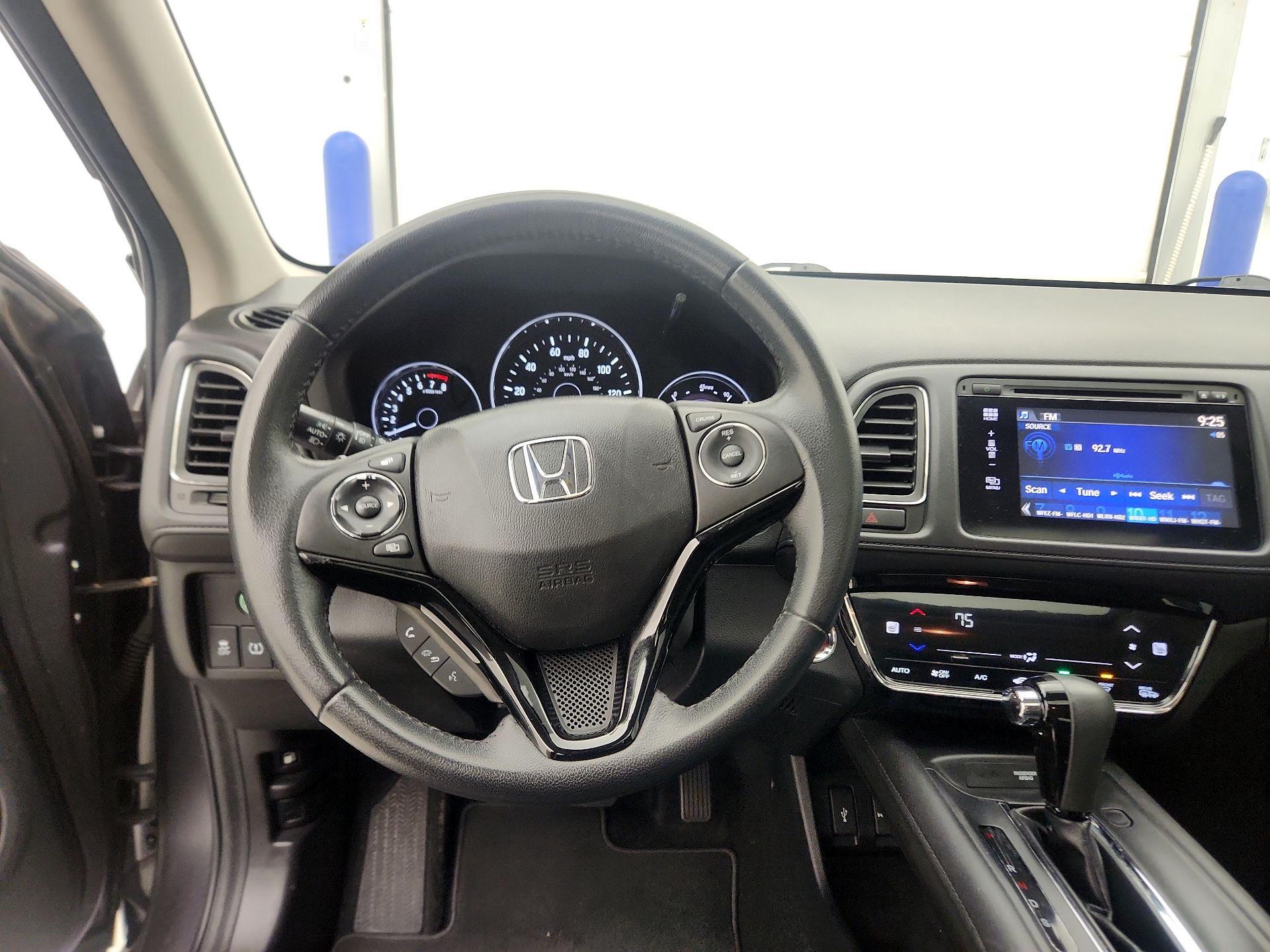 Thumbnail: 2016 Honda HR-V - 10